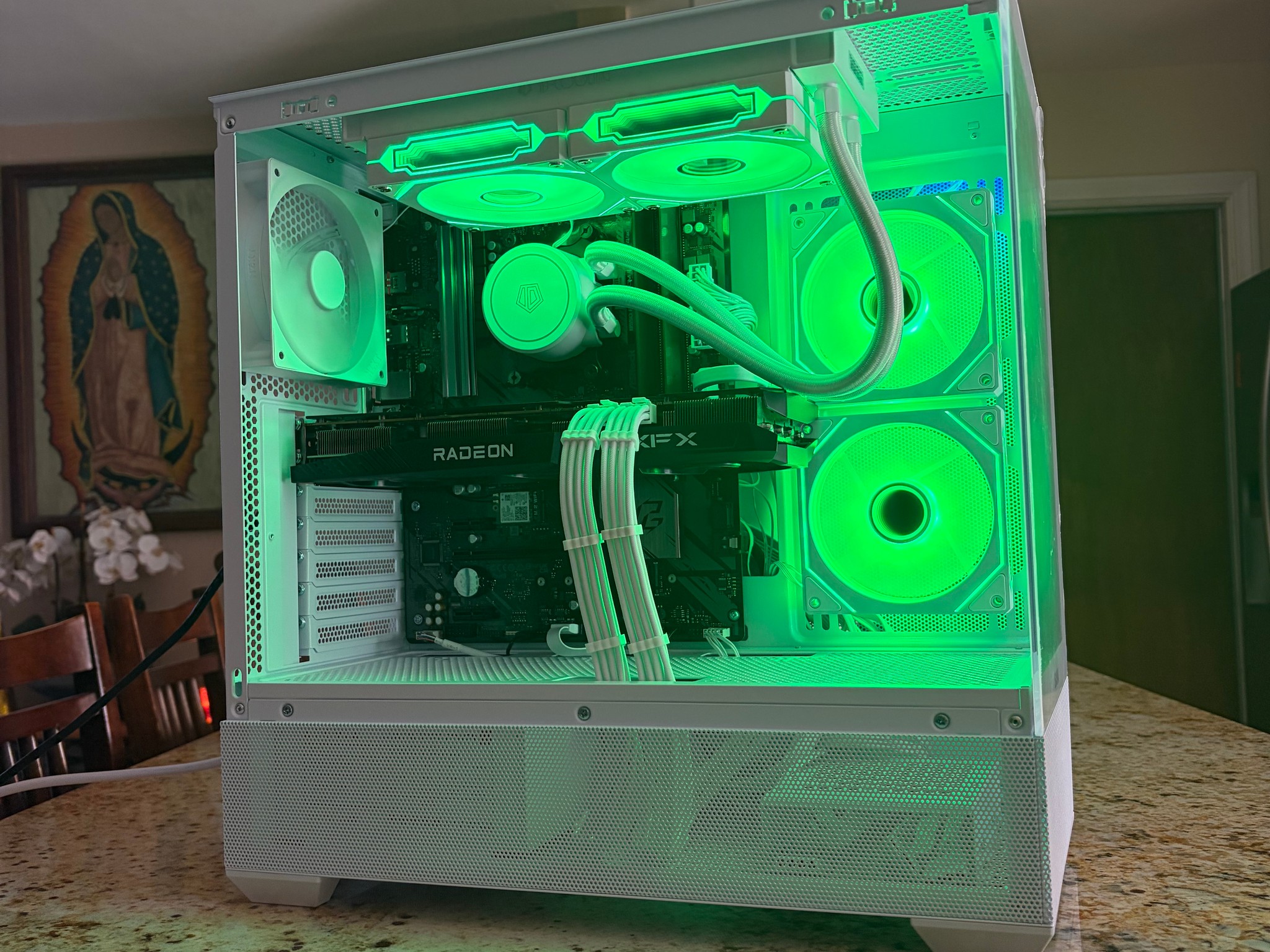White Gaming PC | RX 6700XT 12GB | RYZEN 5 3600 | 16GB RAM | 1TB SATA SSD | Wi-Fi + Bluetooth
