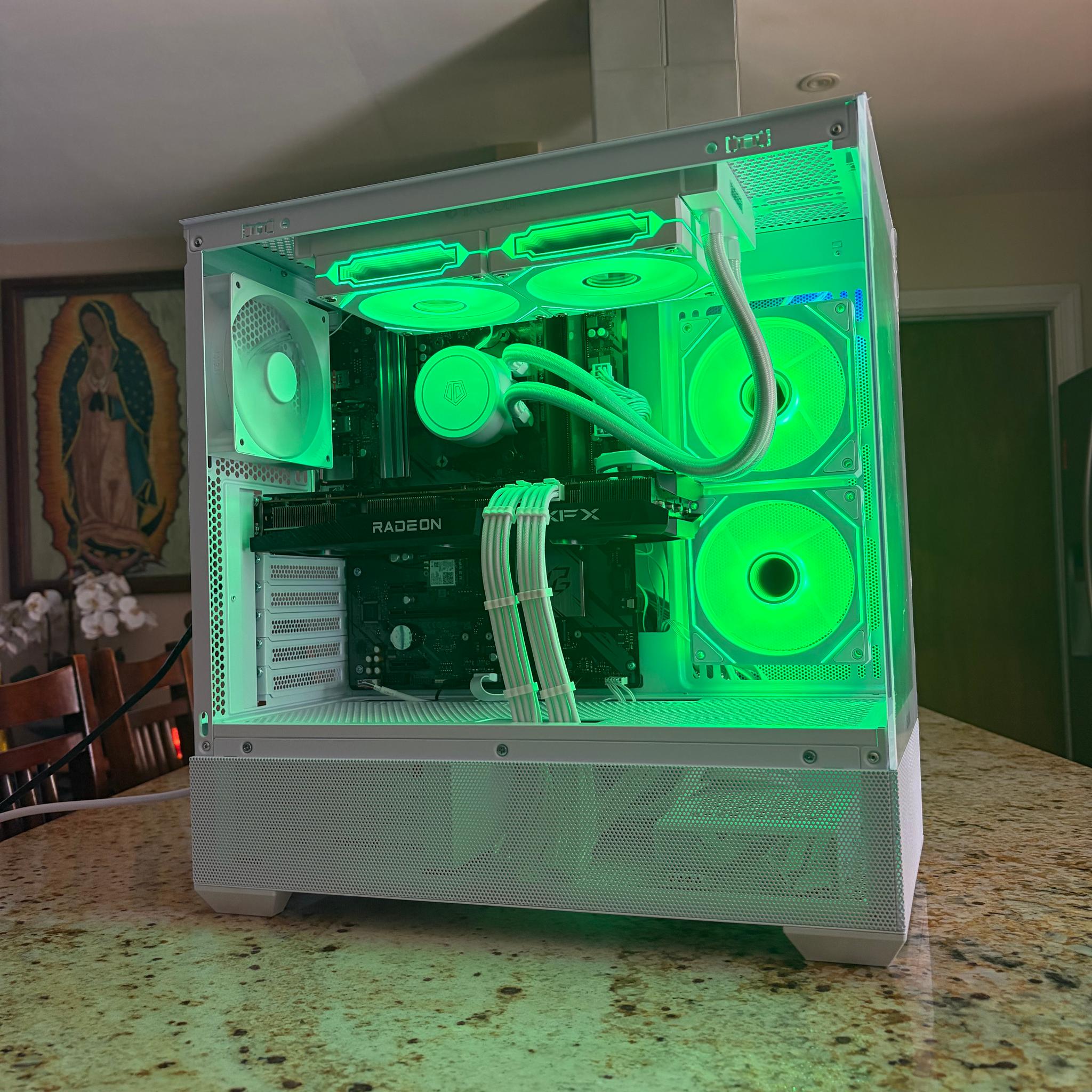 White Gaming PC | RX 6700XT 12GB | RYZEN 5 3600 | 16GB RAM | 1TB SATA SSD | Wi-Fi + Bluetooth