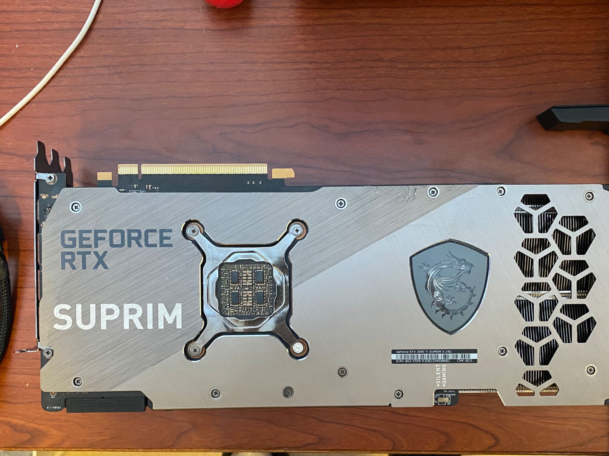 GeForce RTX™ 3090 Ti SUPRIM X 24G