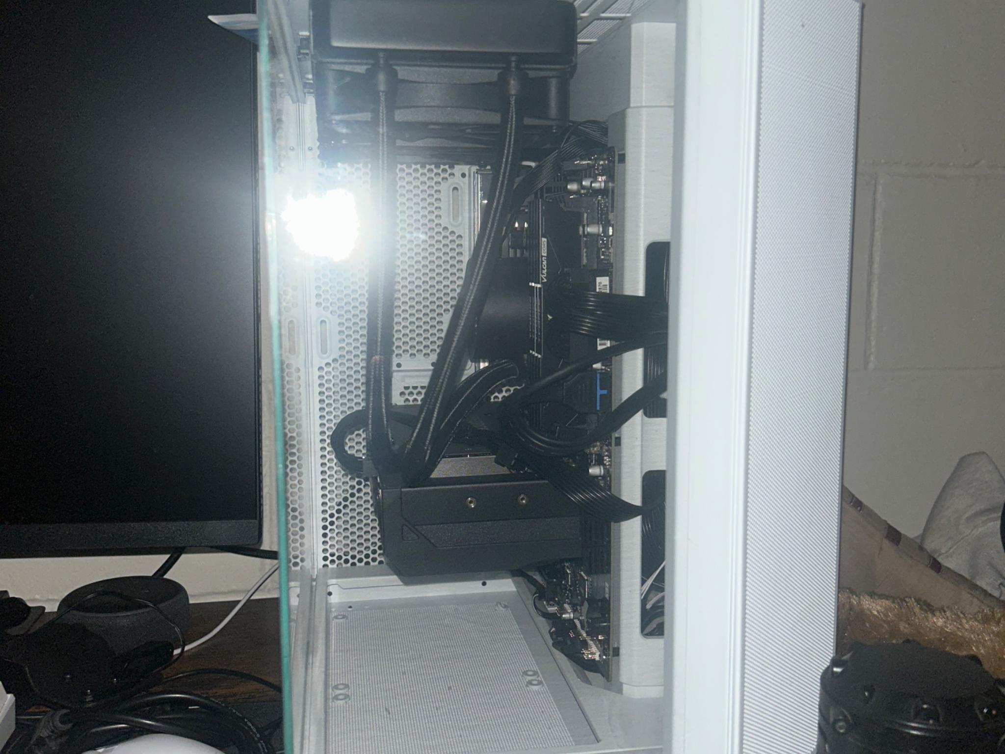 1440p RYZEN 7 9700x 4070 Gaming PC