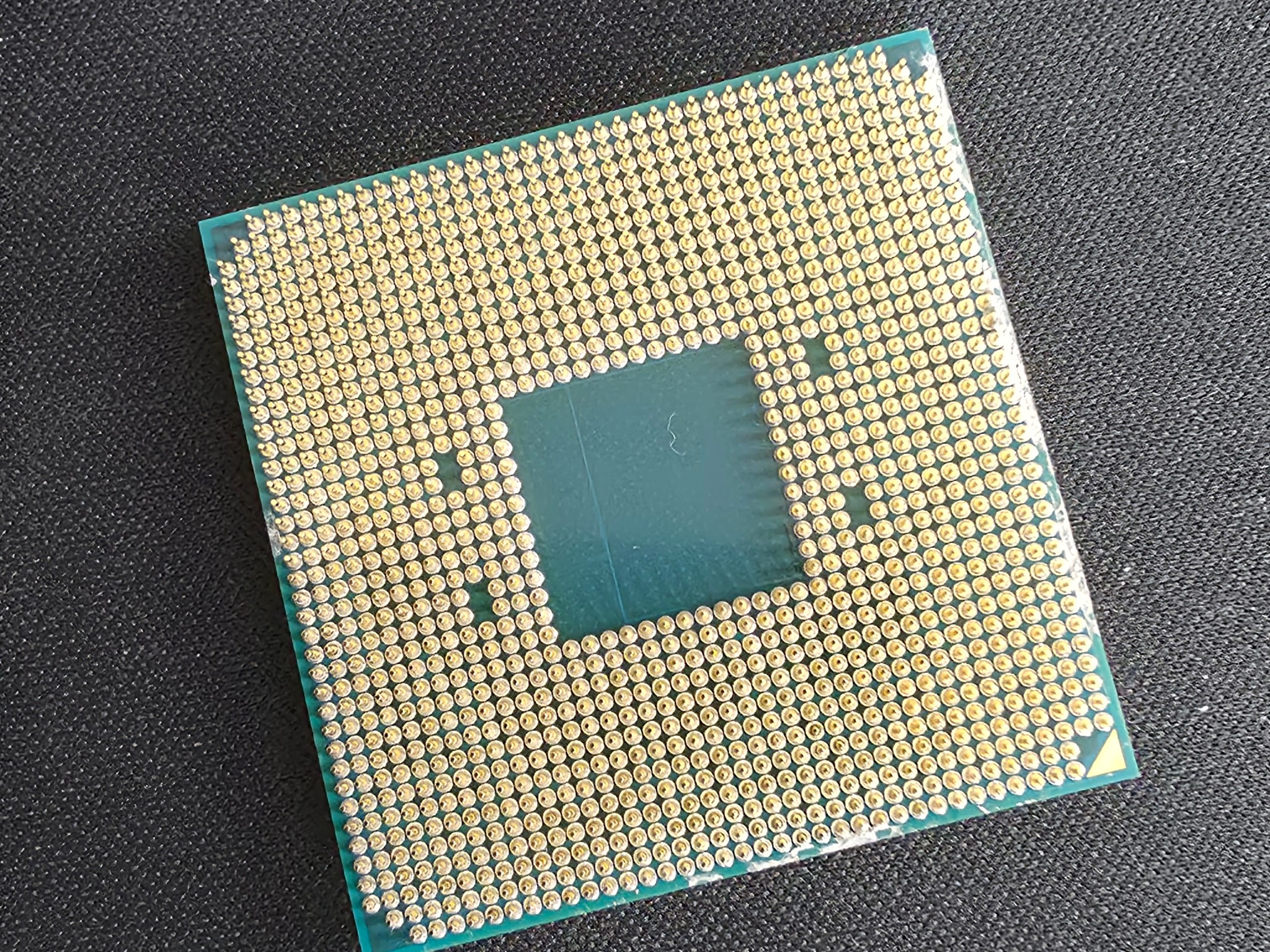 AMD Ryzen 7 5800X3D