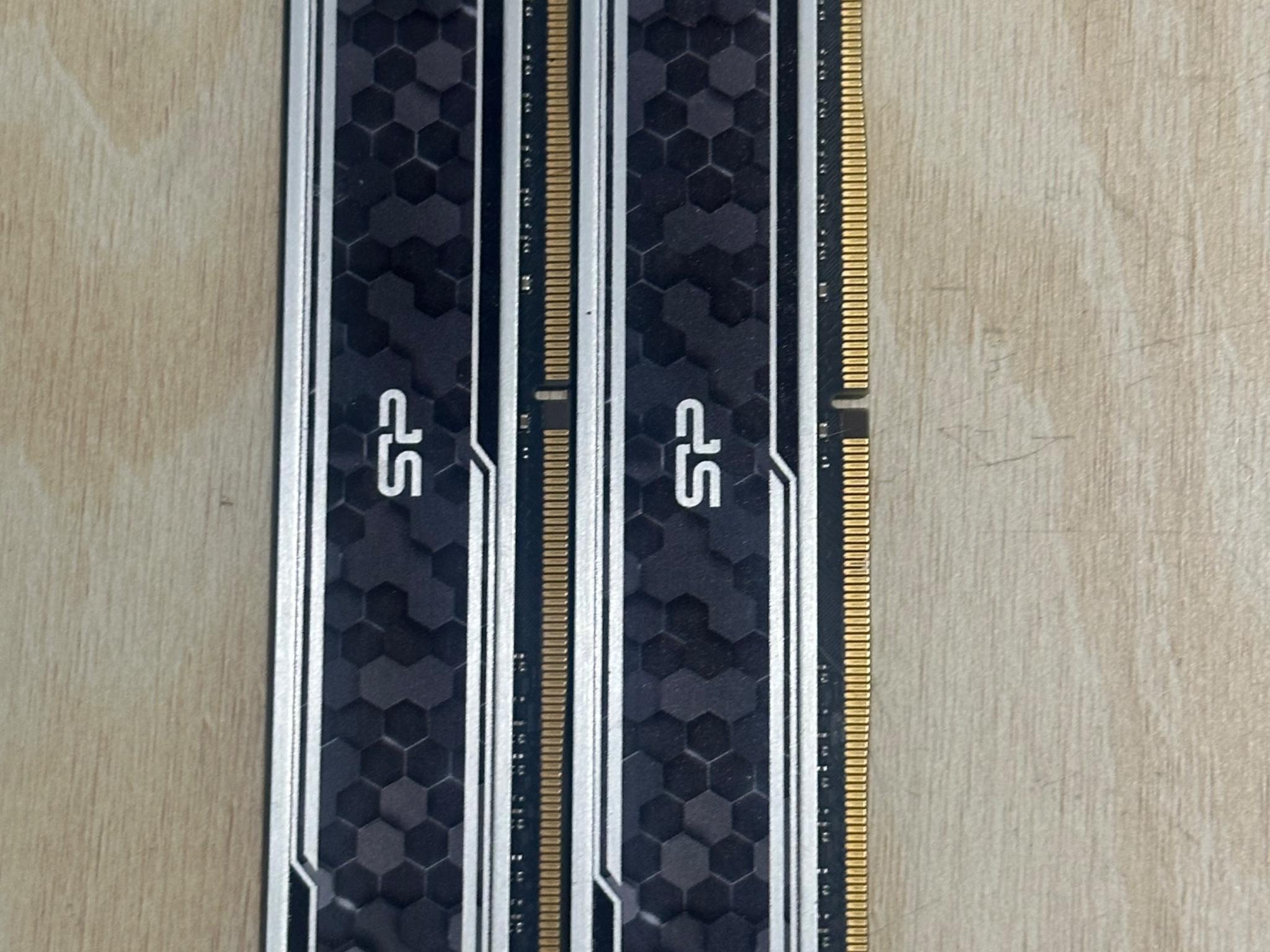 Ryzen 5 3600 + 16GB DDR4 RAM 3600mhz