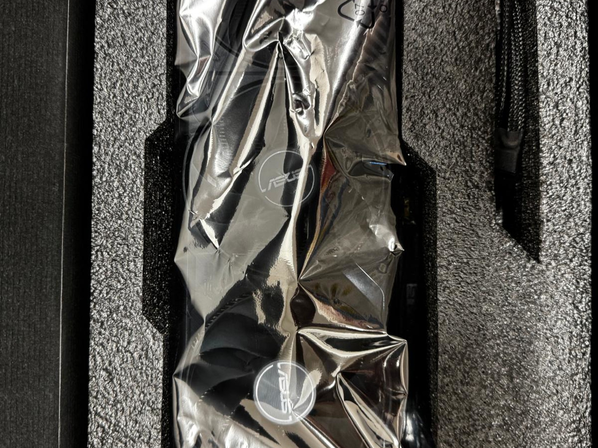 ASUS SFF-Ready Prime GeForce RTX™ 4070 Ti Super
