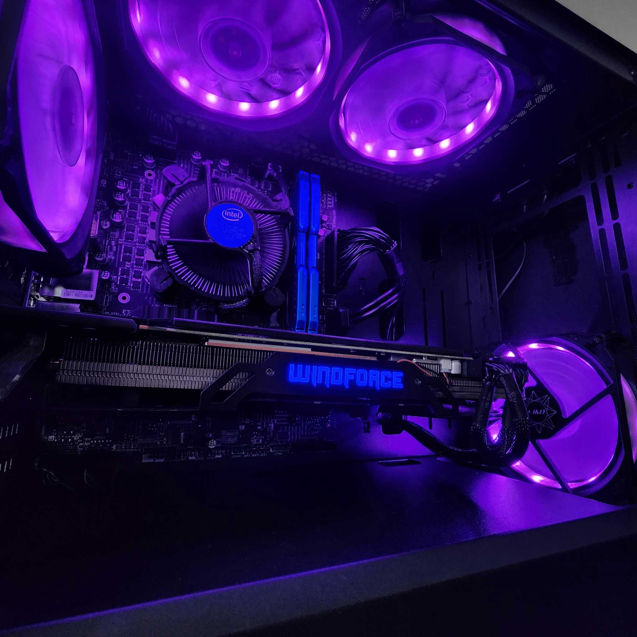 Intel Core i3 10100F // GeForce GTX 980 4GB // 16GB 3200MHz