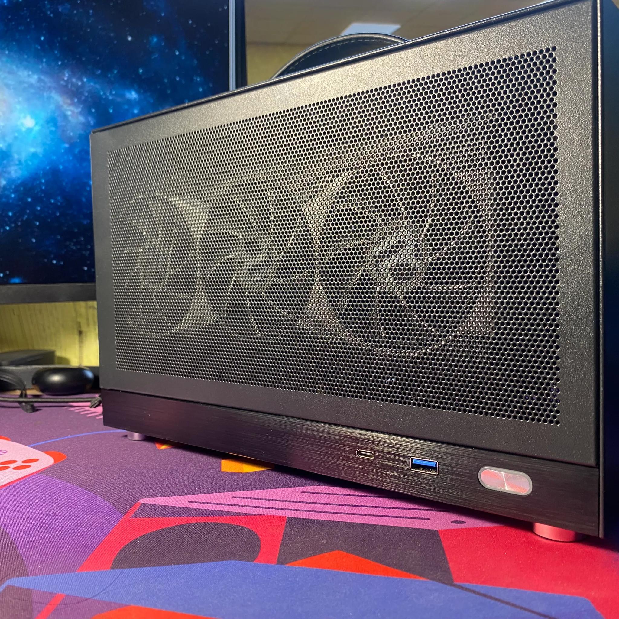 Mobile PC - RX 6800 XT | Ryzen 7 5700X3D | 1TB M.2 SSD | 32GB DDR4 | 850W Gold PSU