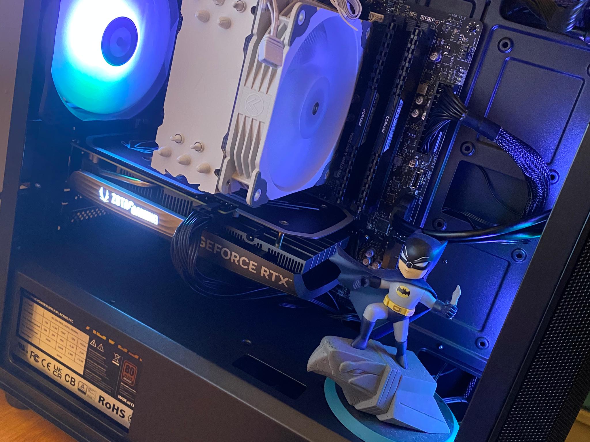 GeForce RTX 4060 + Intel i5 12600K 16GB + Corsair DDR4-3200 RAM + WB Blue 1TB