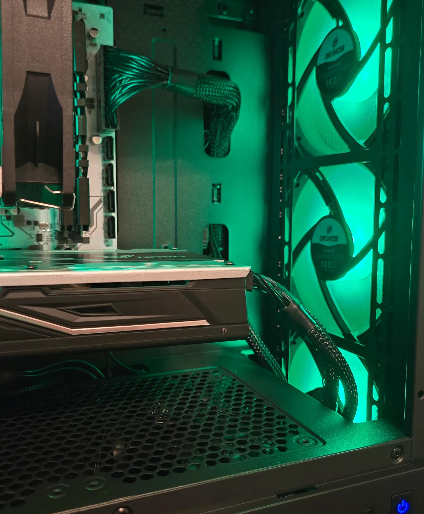 💚 VENOMSTRIKE 💚 RGB Gaming PC | Ryzen 5 2600 + RX 480 8GB | 16GB RAM + NVMe SSD!