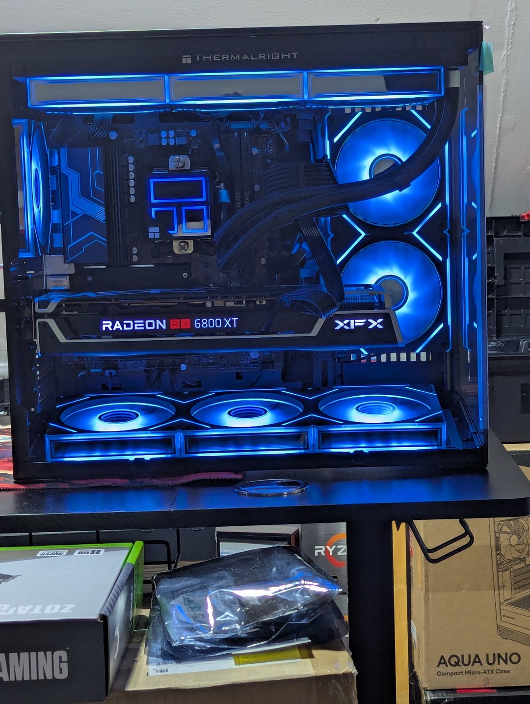 AMD Ryzen 7 9700X|32 GB DDR5 6000|AMD Radeon RX 6800 XT 16GB|1 TB