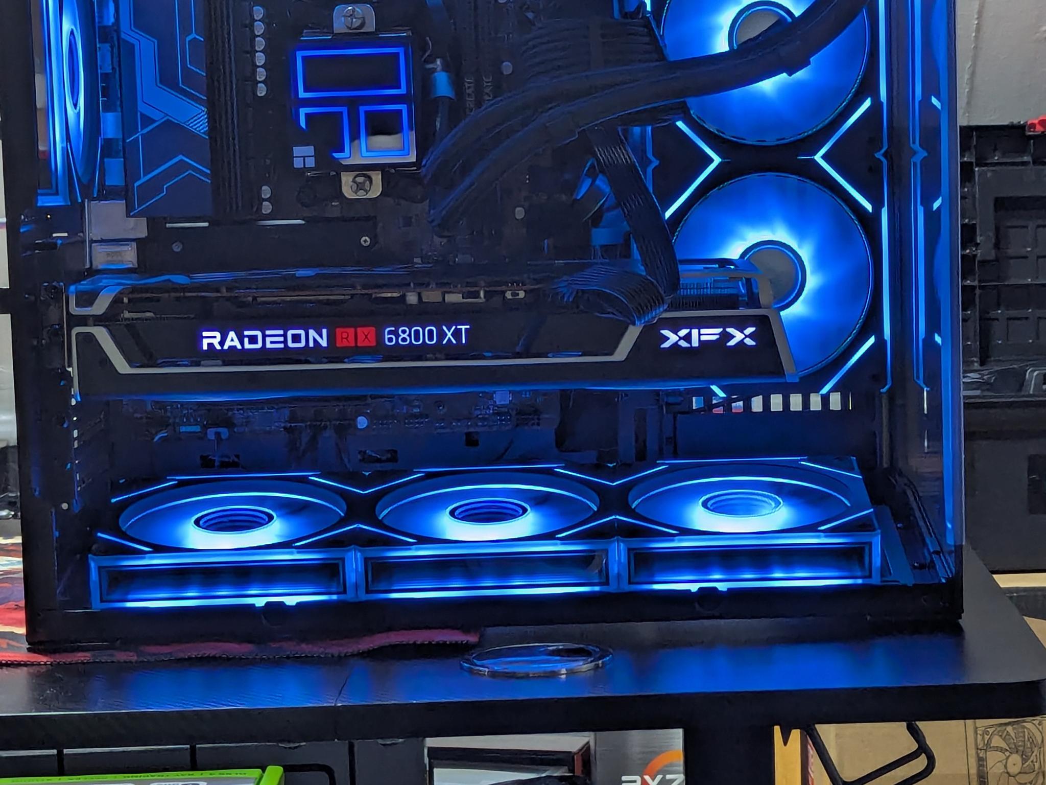 Gaming PC|AMD Ryzen 7 9700X|32 GB DDR5 6000|AMD Radeon RX 6800 XT 16GB|1 TB SSD|Windows 11 Pro