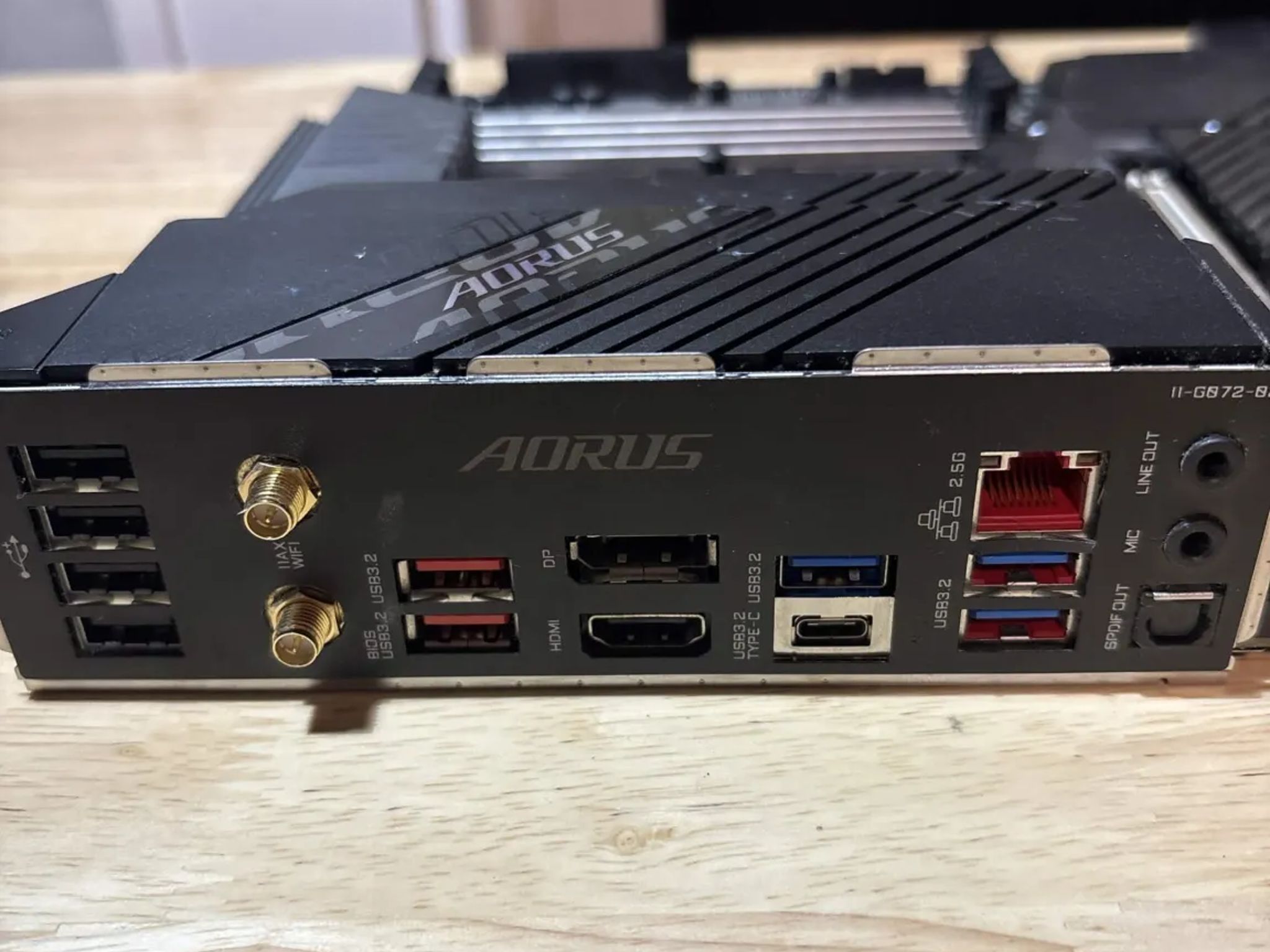 FP/NW GIGABYTE Z690 AORUS ELITE AX