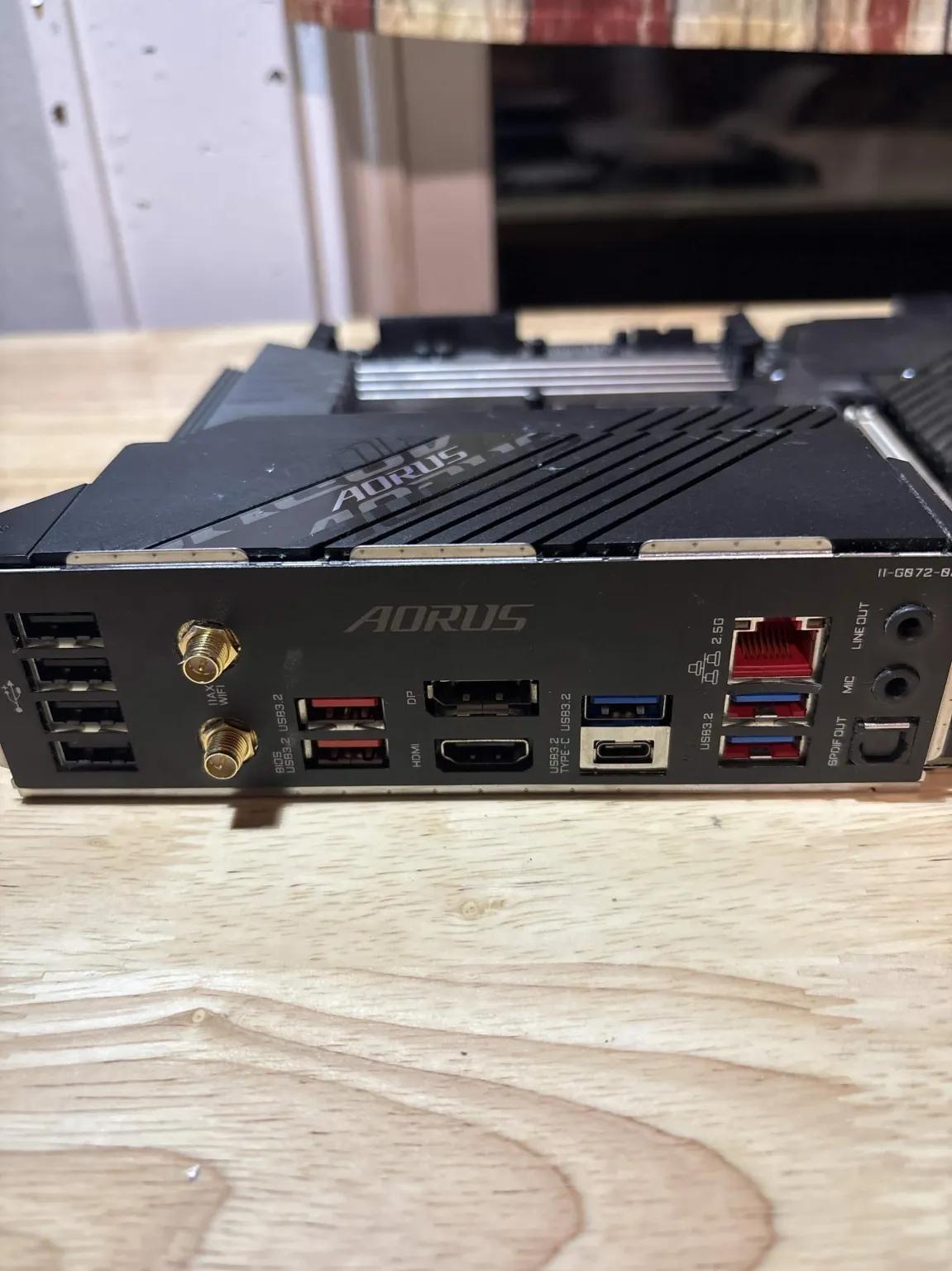 GIGABYTE Z690 AORUS ELITE AX (rev. 1.4) - Image 3