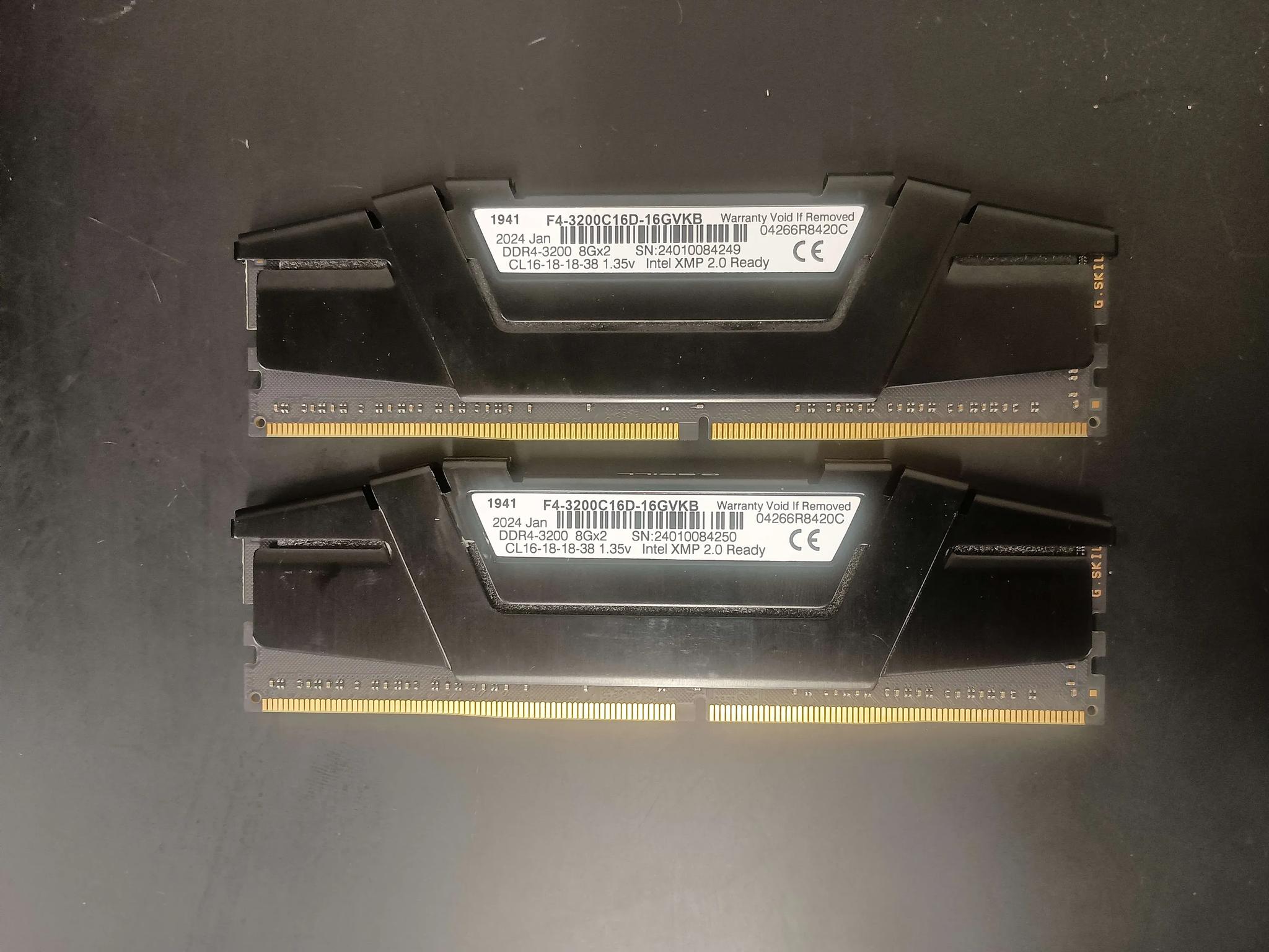 G.Skill Ripjaws DDR4 3200MHz - 2x8GB