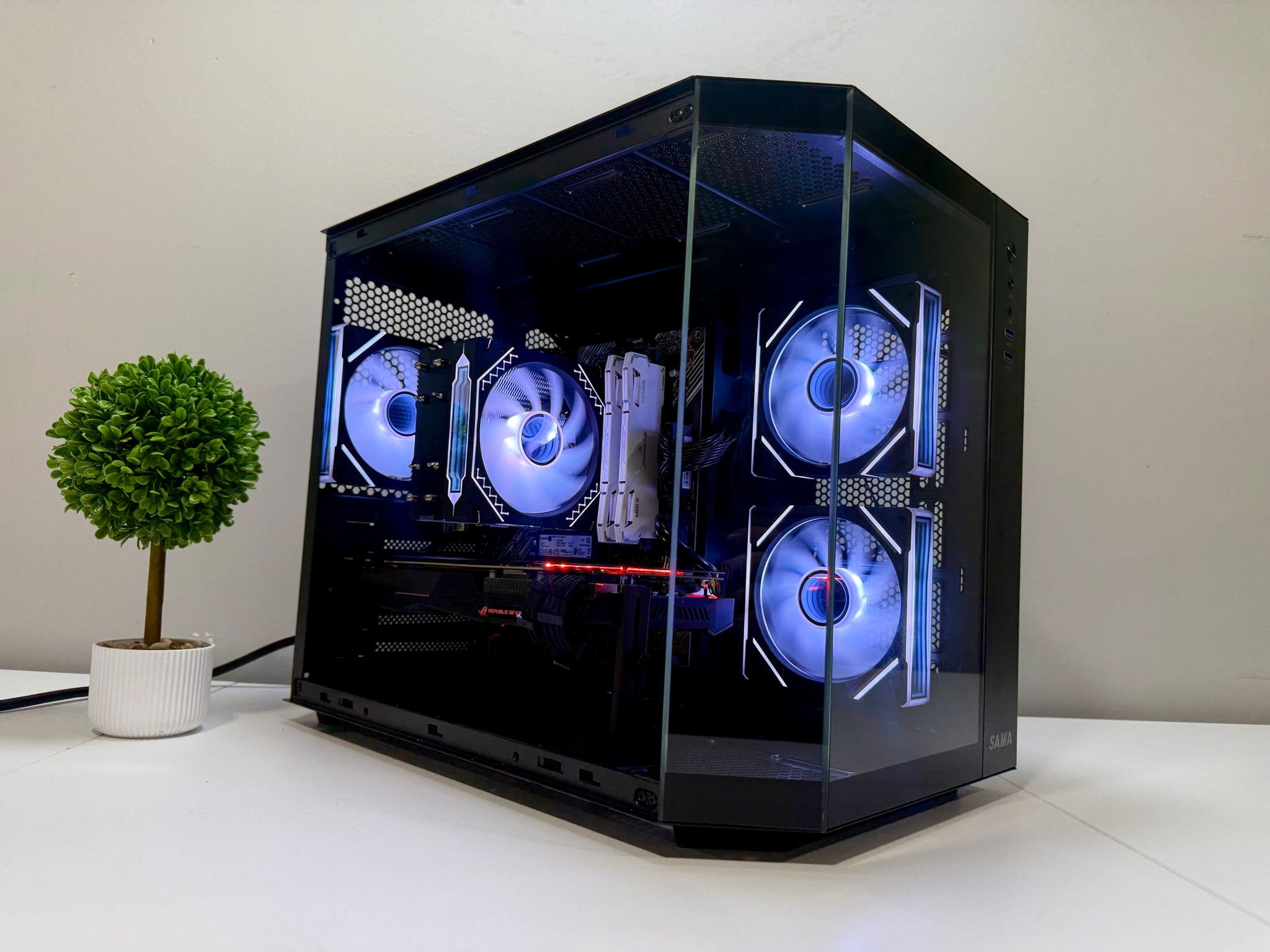 GTX 1080 | Ryzen 5 3600 | 32GB DDR4 | 1 TB M.2 | 650W Gold PSU | ARGB Fans | Windows 11