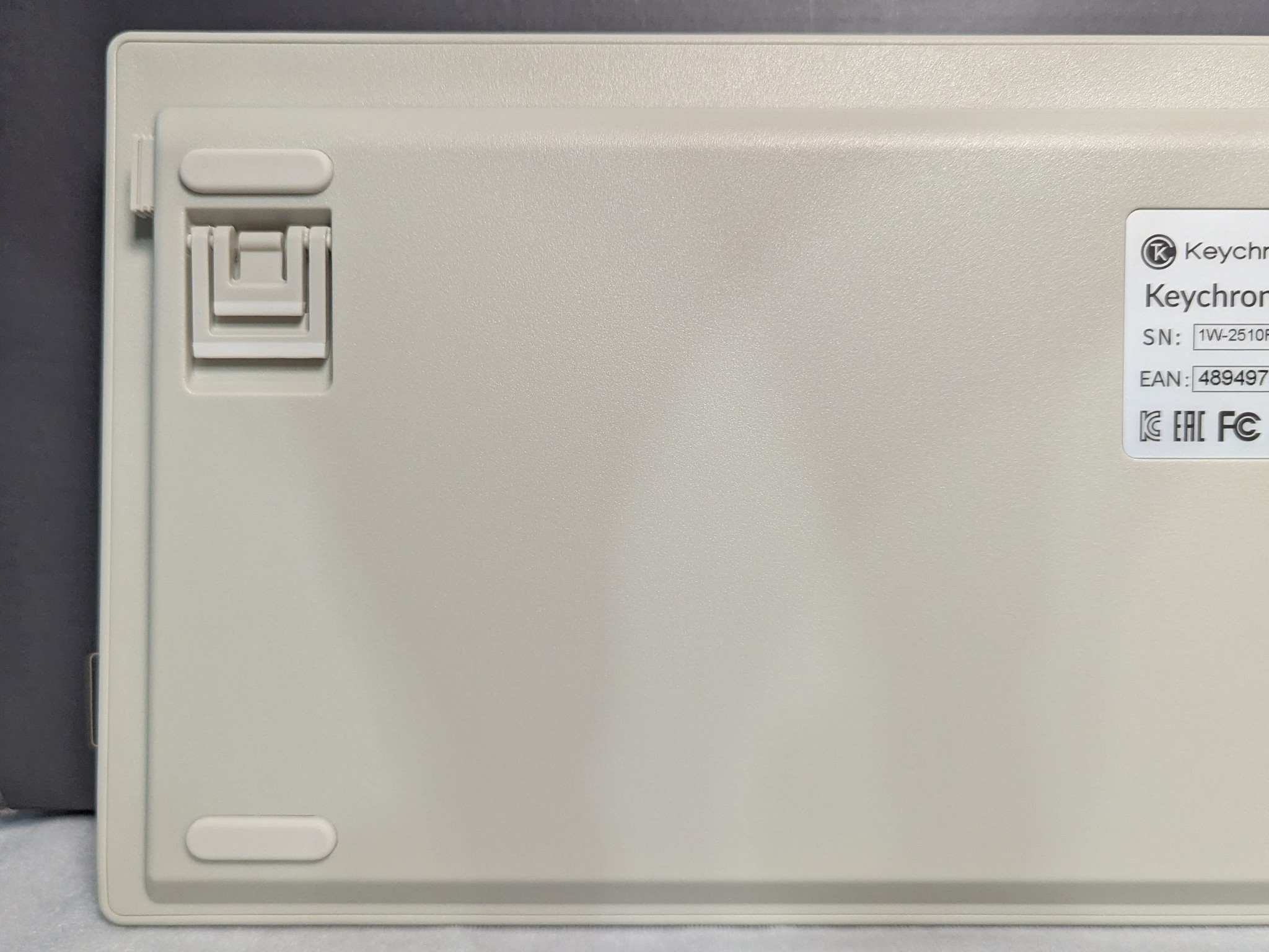 Keychron R6-M4 Retro Mechanical Keyboard - Banana Tactile Switches