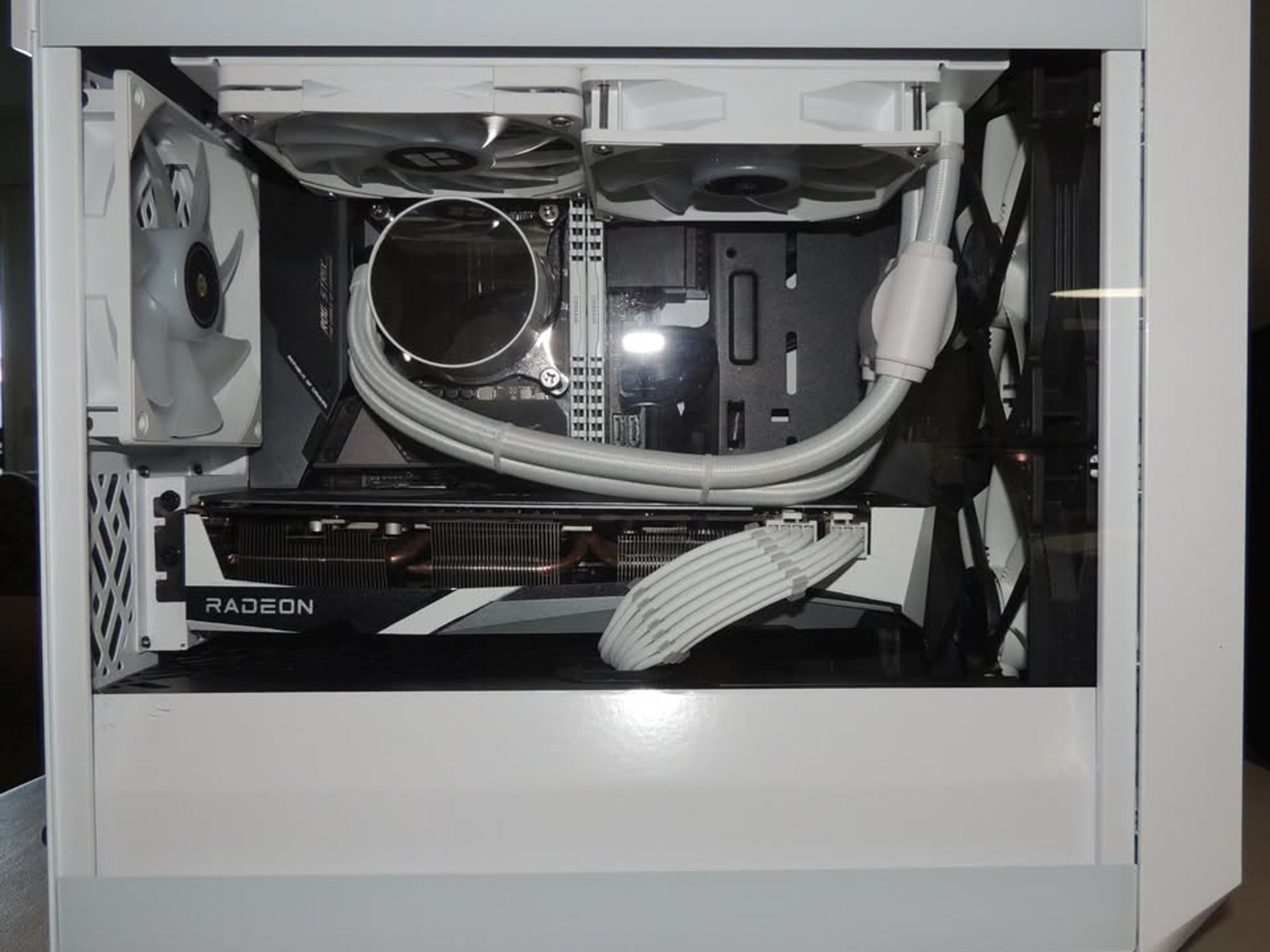 Beautiful New White Gaming Computer Build with New and Refurbished Parts