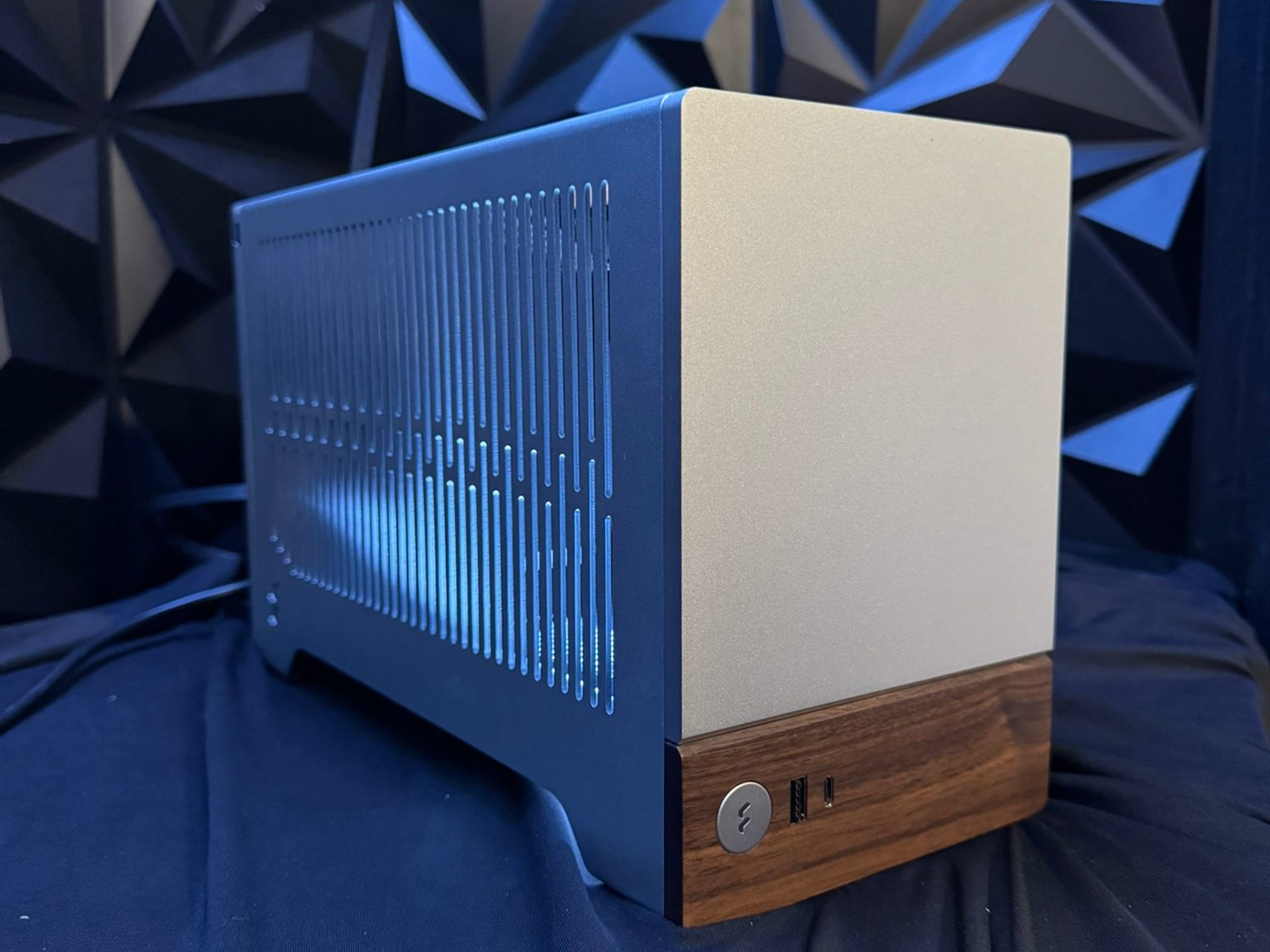 🚀 Little Silver Ti🚀 Ryzen 5 9600X| RTX 5060Ti 16 GB | 32 GB DDR5| 2 TB NVMe