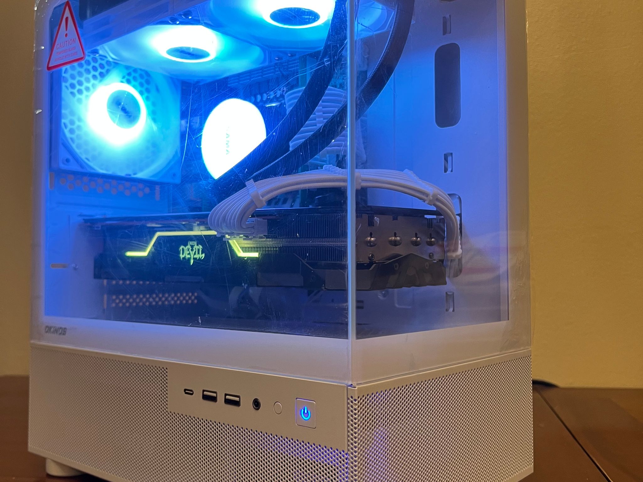 Water Cooled Intel 10 Core White Gaming PC RX 5700xt 8GB 1TB Storage 16GB RAM WIFi WINDOWS 10 Pro