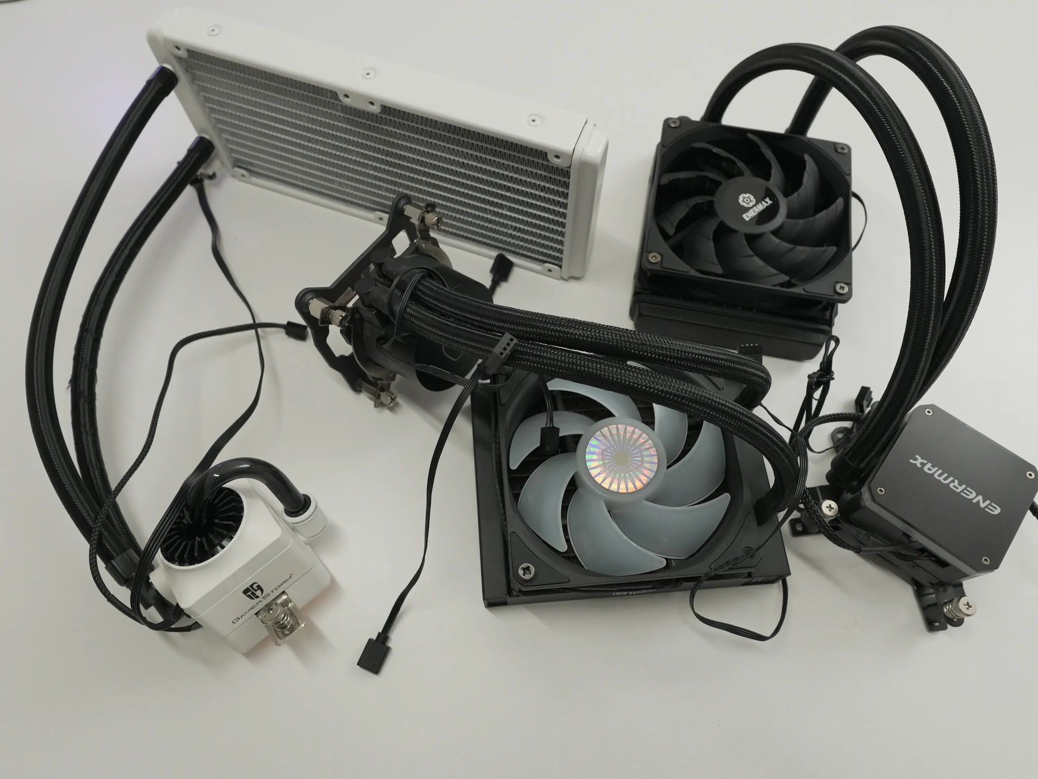 Lot of 3x AIO Liquid Coolers | INTEL CPU's