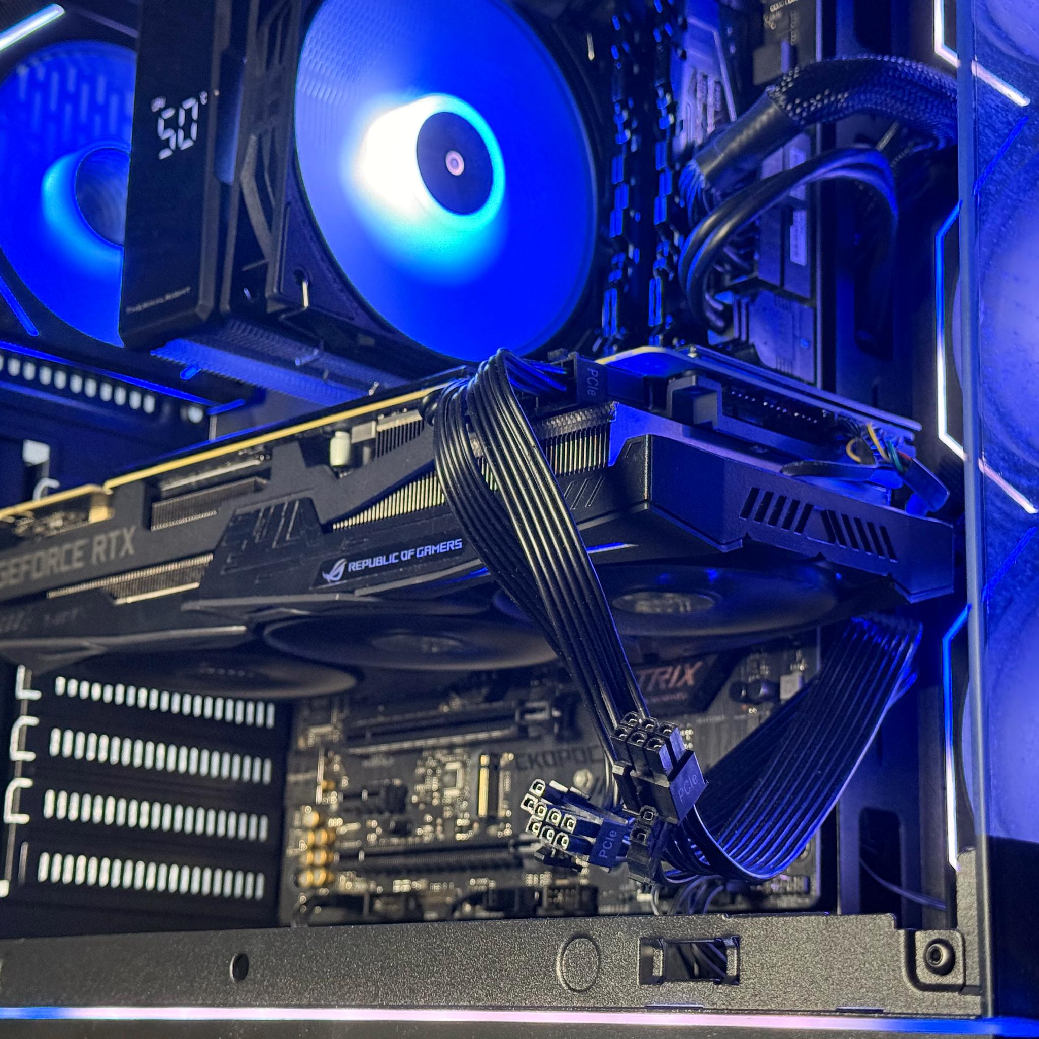 Ryzen 7 3700x + 2080 ti Gaming PC