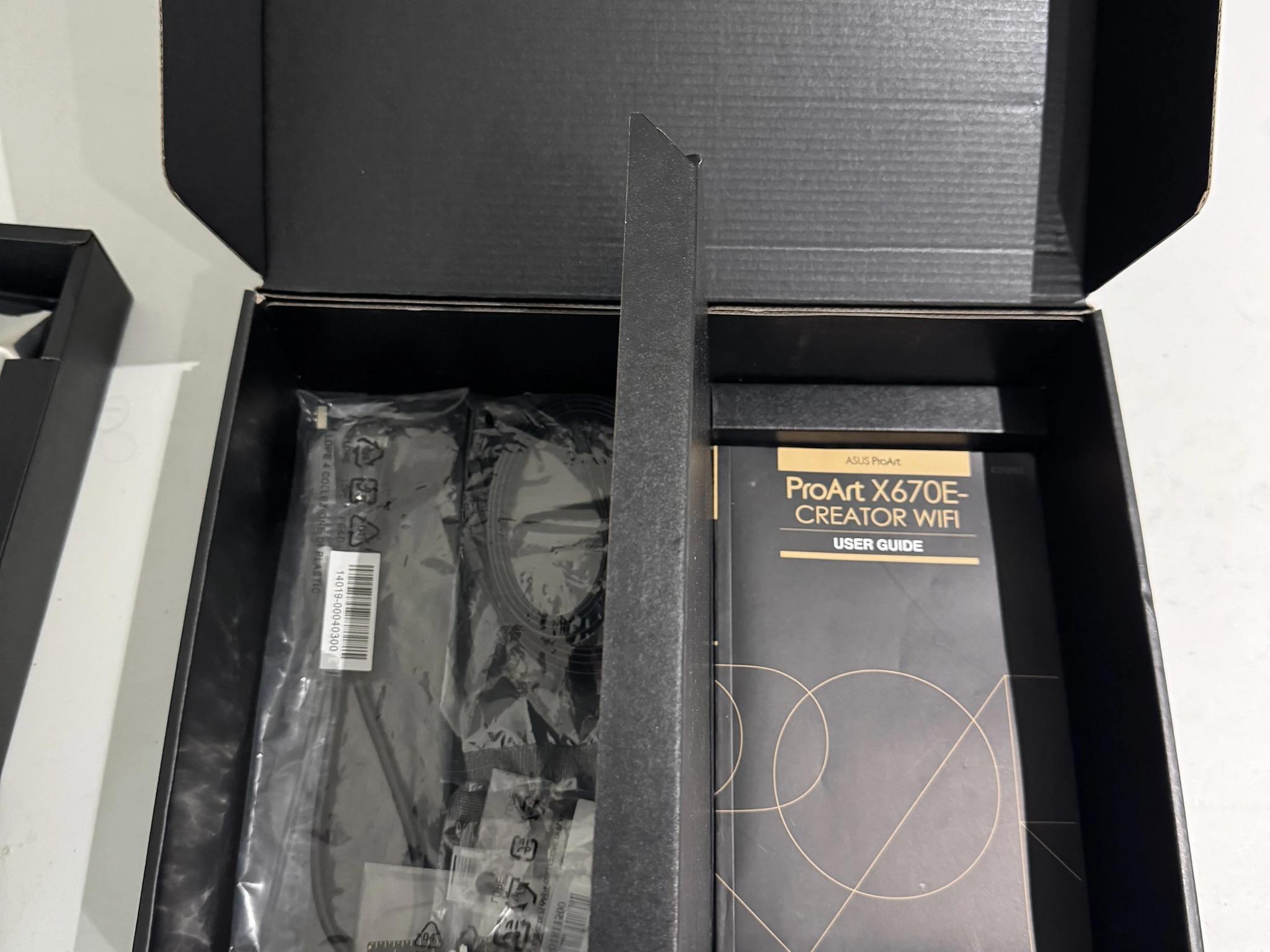 ASUS ProArt X670E-CREATOR WiFi