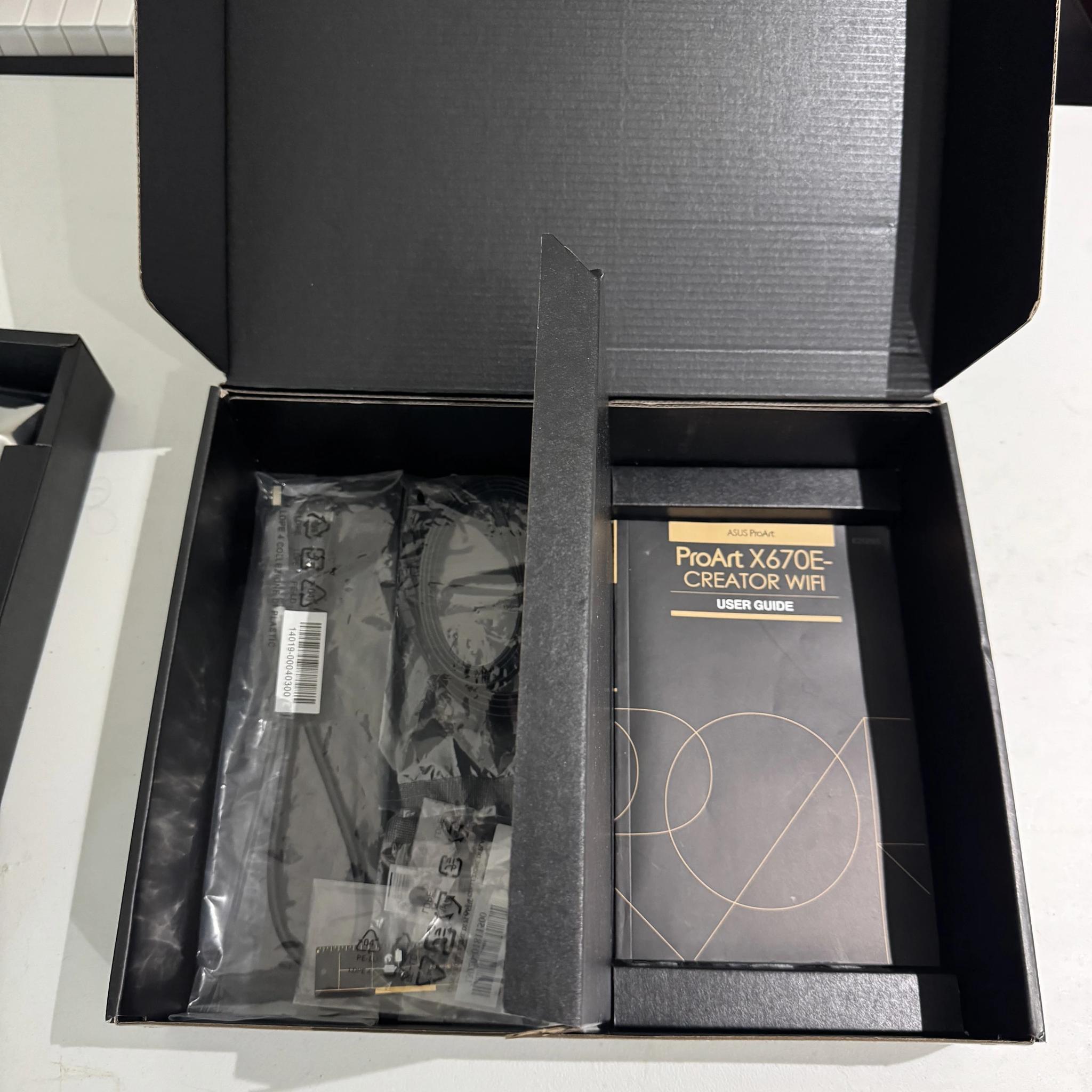 ASUS ProArt X670E-CREATOR WiFi