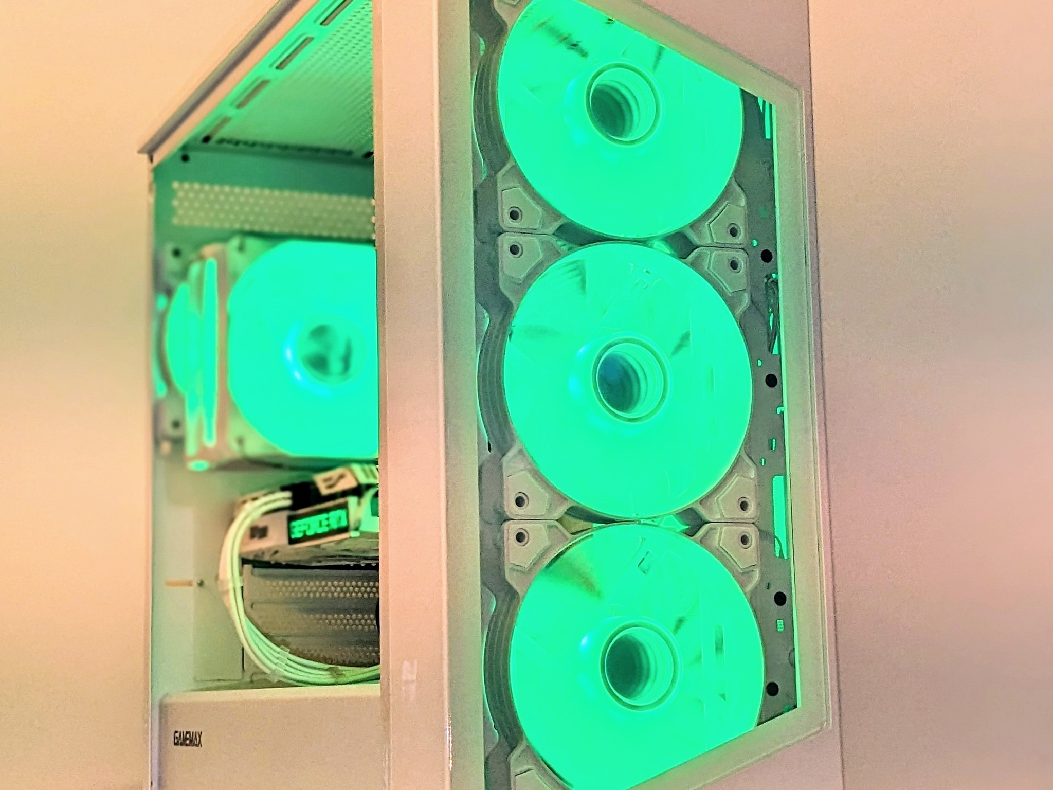 🧊Ice King👑 RTX 4060⚪️Intel I7-6800K/6-cores/12-threads⚪️16GB RAM ⚪️ 1TB NVMe SSD⚪️ Windows 11 Pro