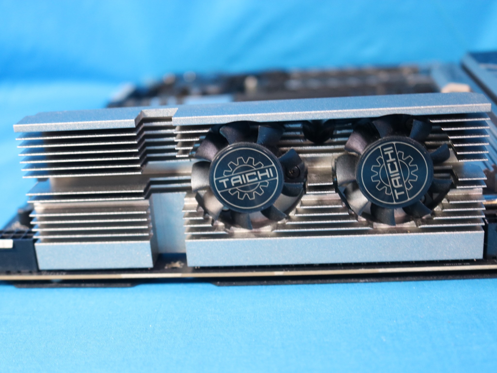 *READ DESC!!!* ASRock TRX40 Taichi AMD Socket sTRX4 DDR4 ATX Desktop Motherboard