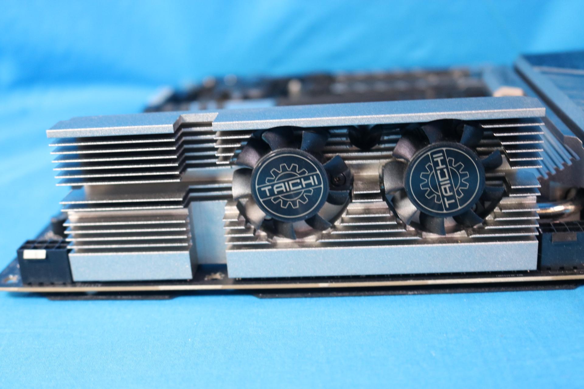 *READ DESC!!!* ASRock TRX40 Taichi AMD Socket sTRX4 DDR4 ATX Desktop Motherboard