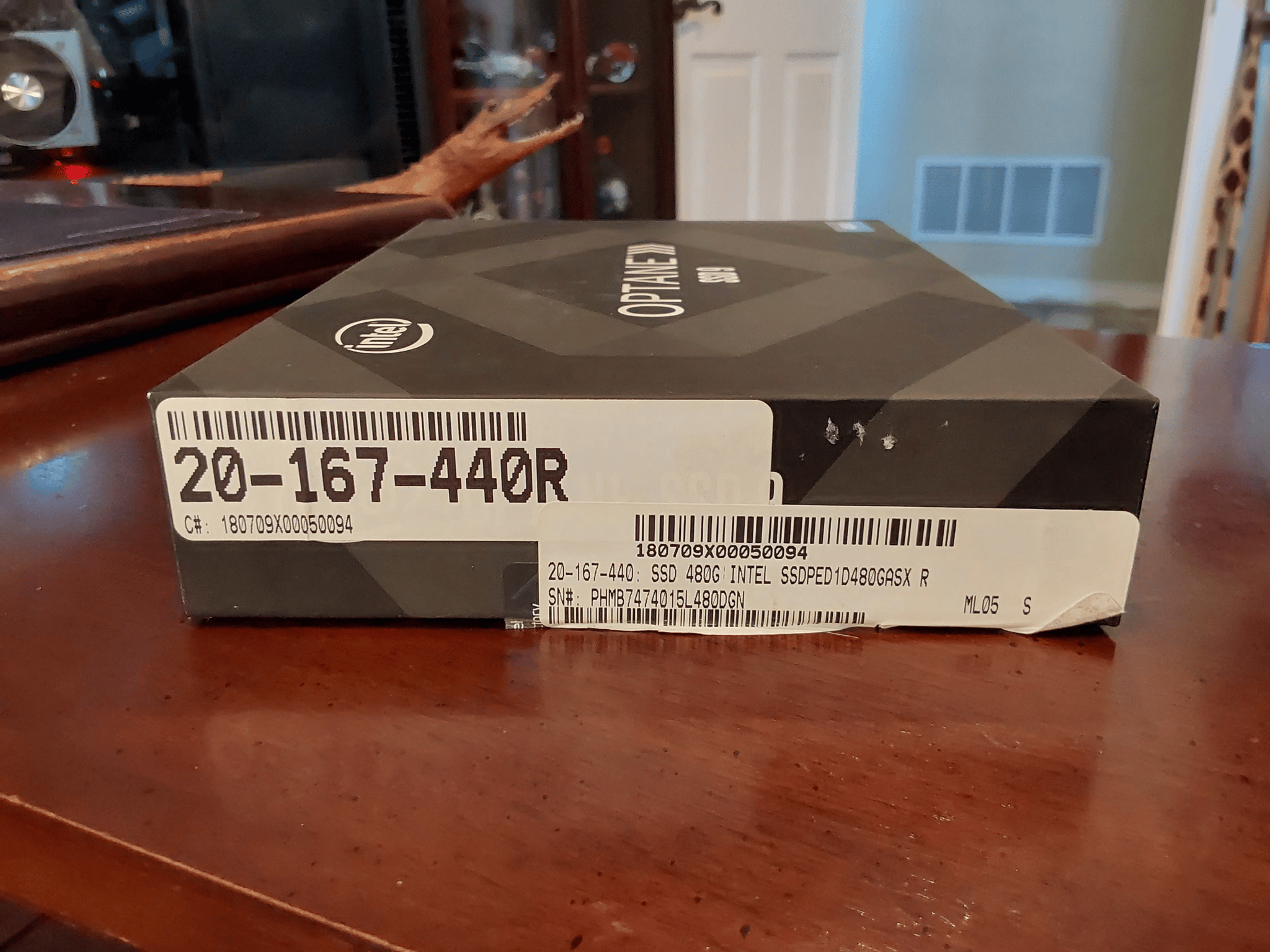 NEW Intel Optane SSD 900P (480GB, AIC PCIe 3.0 x4, 20nm, 3D XPoint)