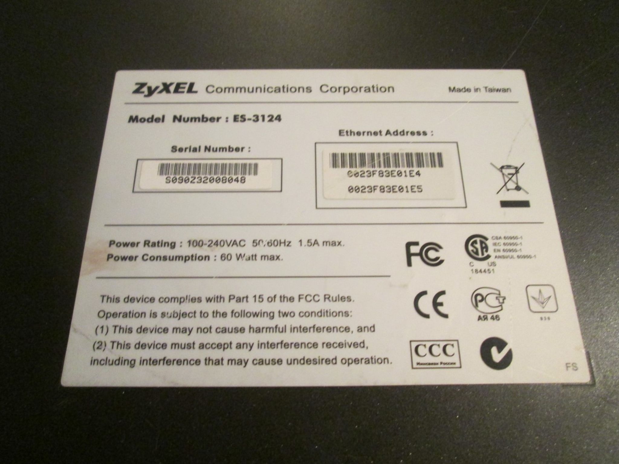Zyxel Es-3124 Ethernet Switch 24 Port