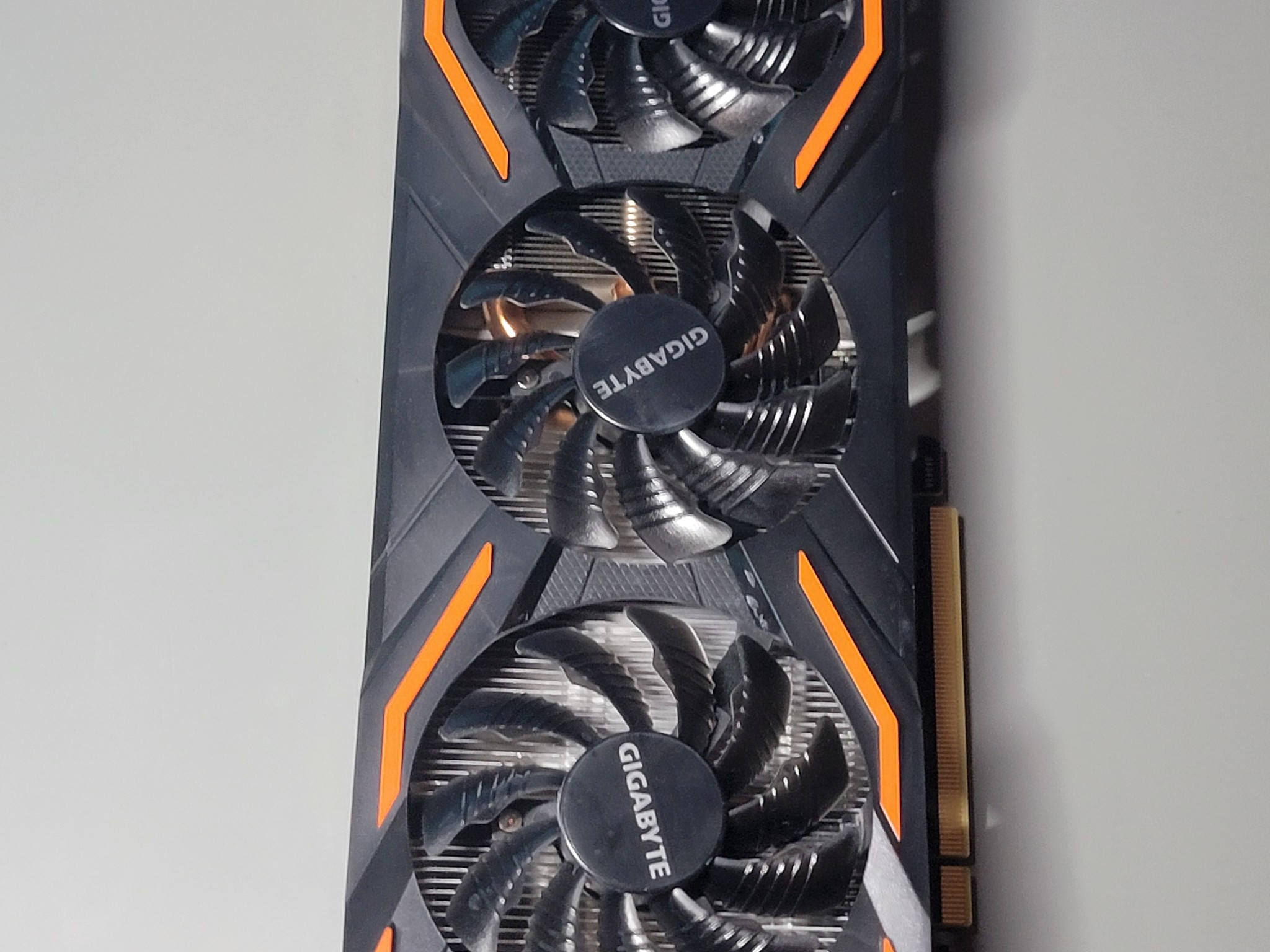GIGABYTE NVIDIA GeForce GTX 1080 8GB GDDR5X Graphics Card (06G-P4-2066-KR)