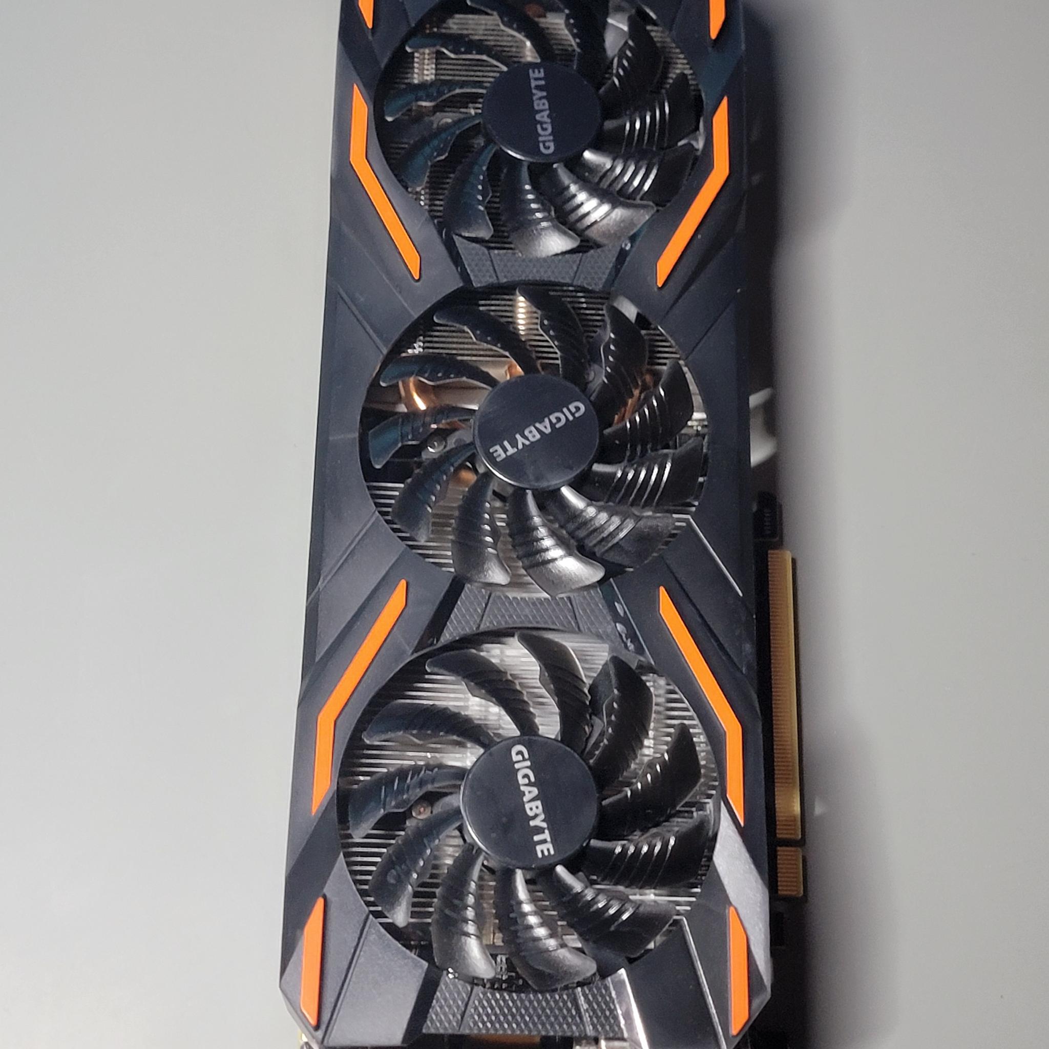 GIGABYTE NVIDIA GeForce GTX 1080 8GB GDDR5X Graphics Card (06G-P4-2066-KR)