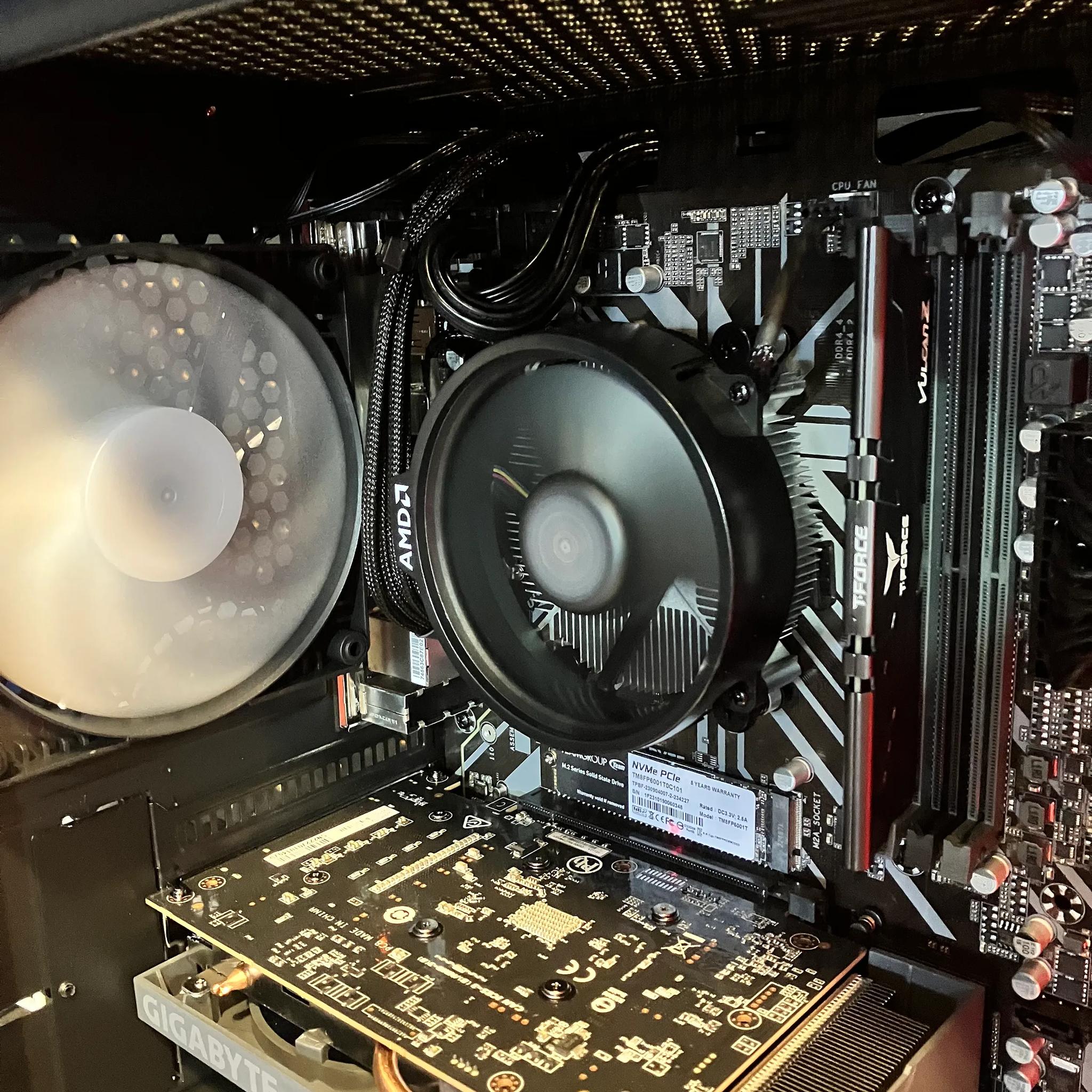 Gaming/Streaming PC W/ Ryzen 5 4500, RX 6500 XT, 1TB SSD, Windows 11 Pro