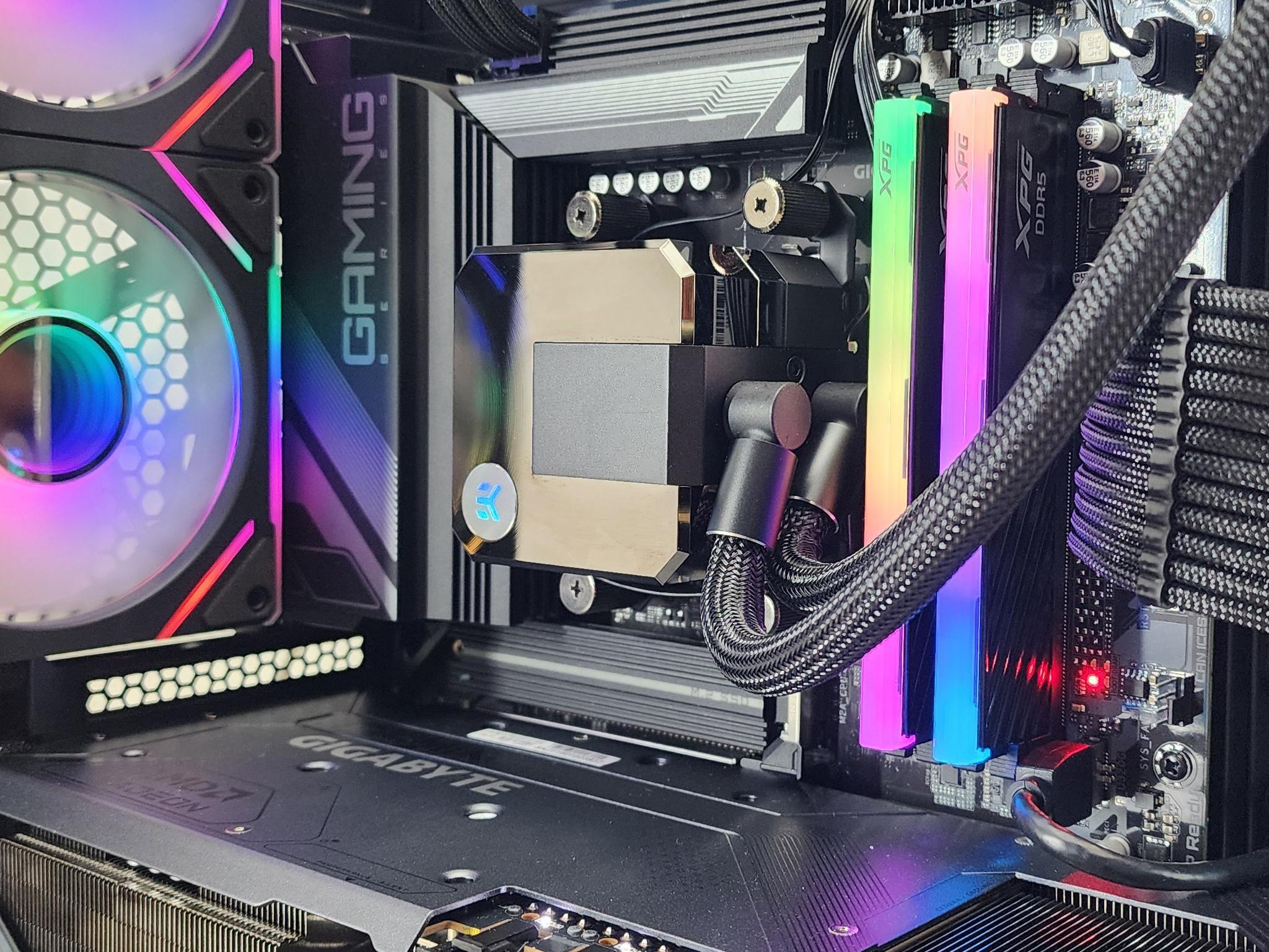 Gaming PC Ryzen 7 9700X 32GB RAM 2TB SSD RX 9070 XT 16GB Windows 11 Computer