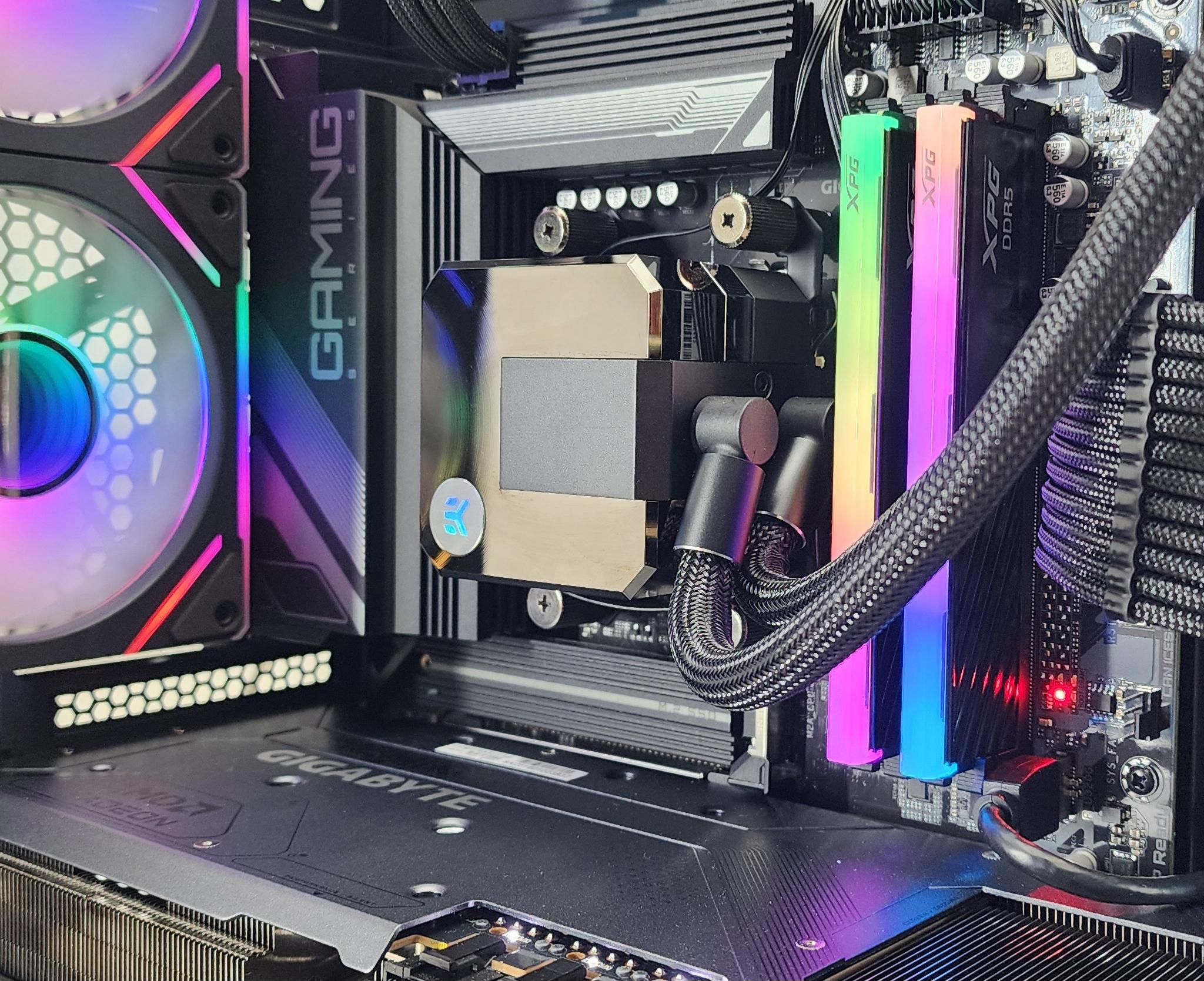 Gaming PC Ryzen 7 9700X 32GB RAM 2TB SSD RX 9070 XT 16GB Windows 11 Computer