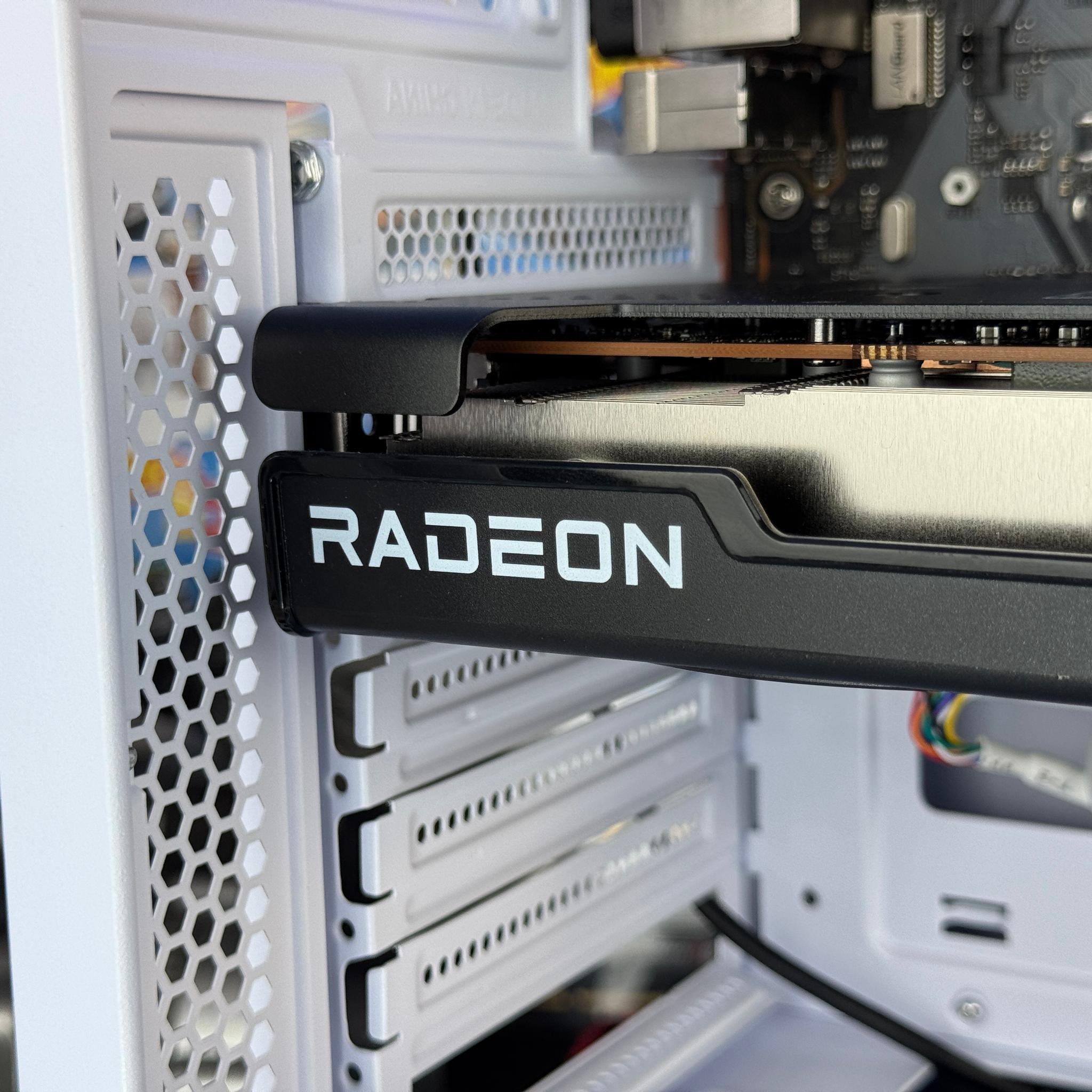 💮 PHANTOM - Gaming PC RX 6650XT Ryzen 5 💮