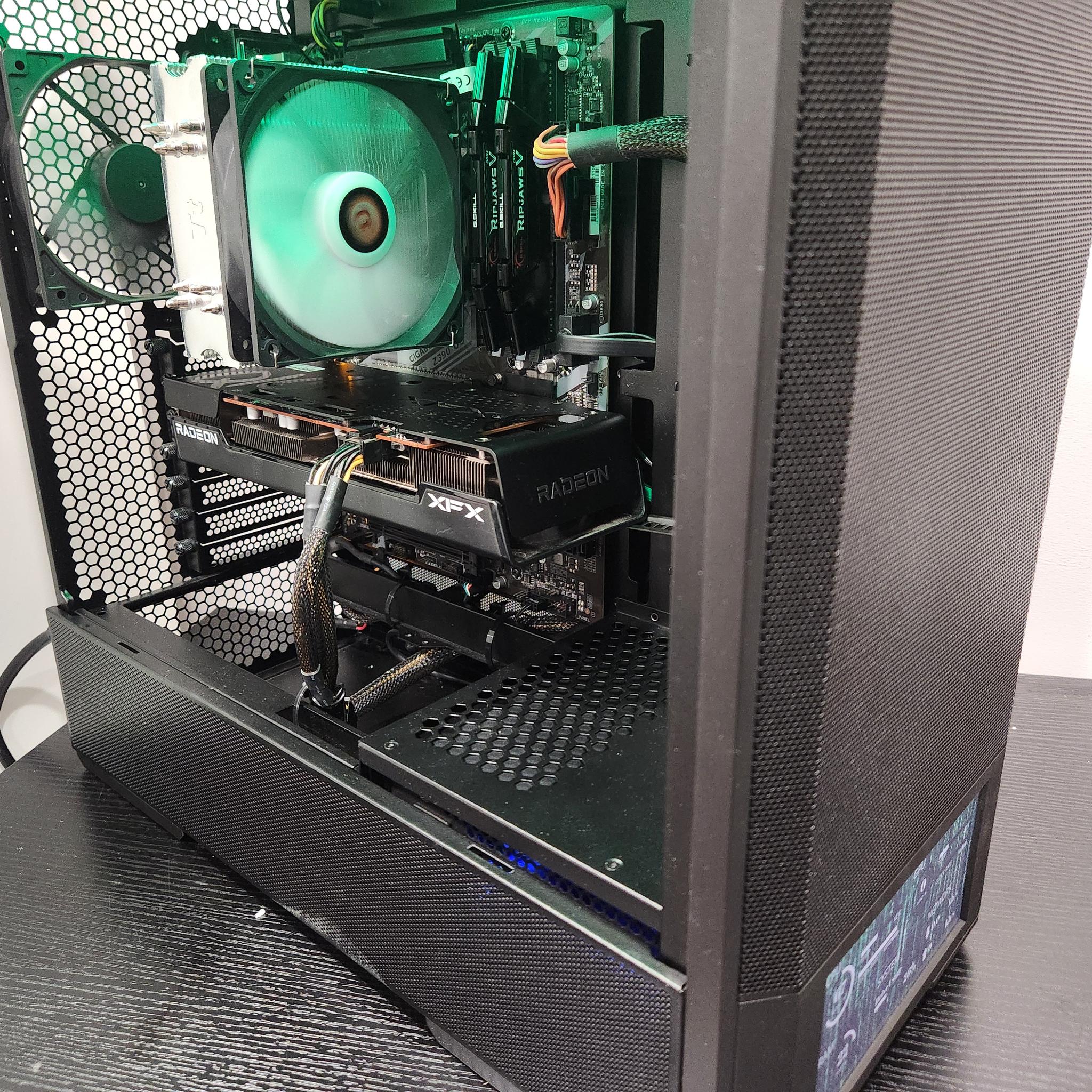ENTER THE MATRIX....High end Gaming/streaming pc!