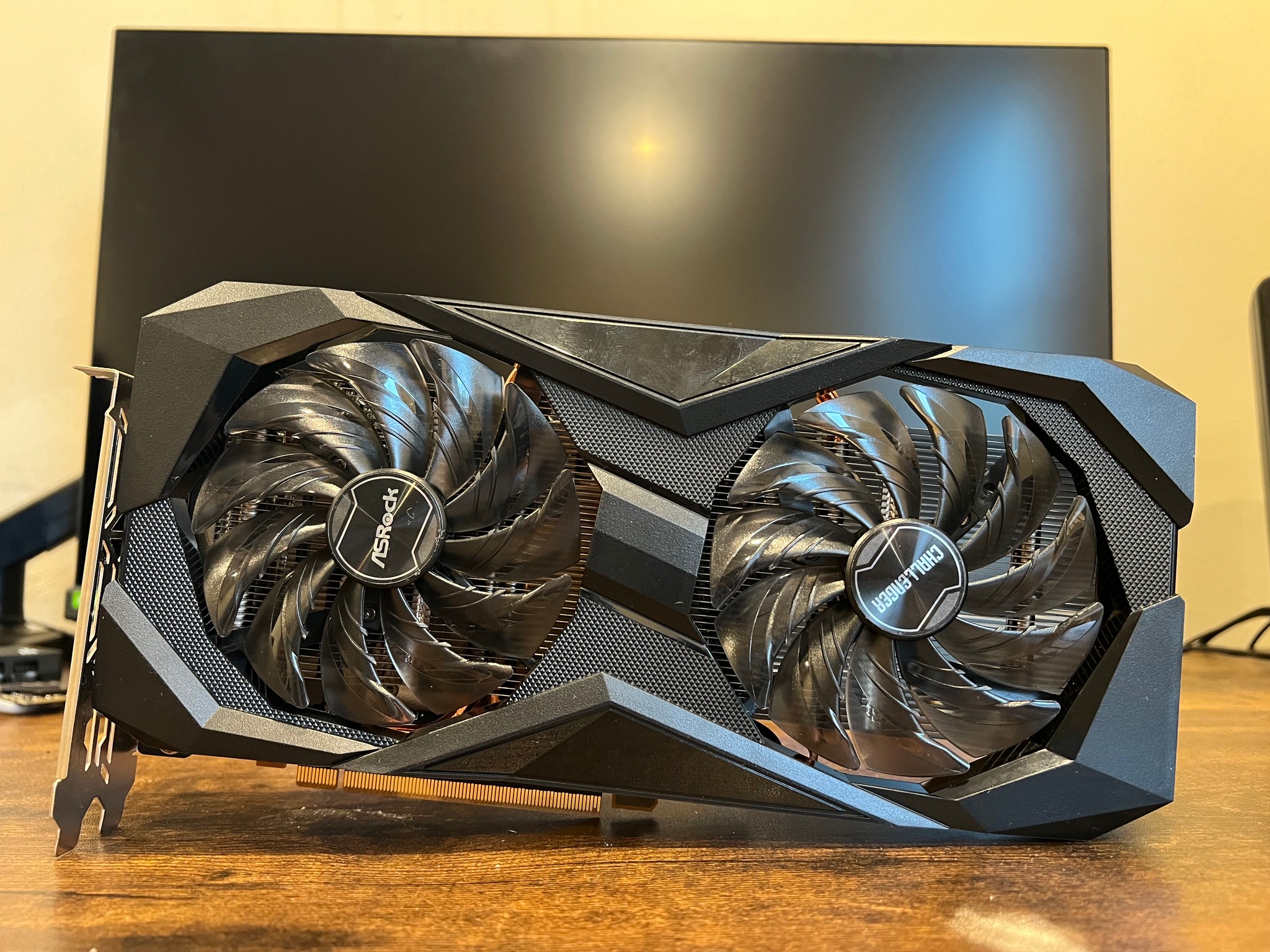 ASRock AMD Radeon RX 6600 Challenger D 8GB GDDR6