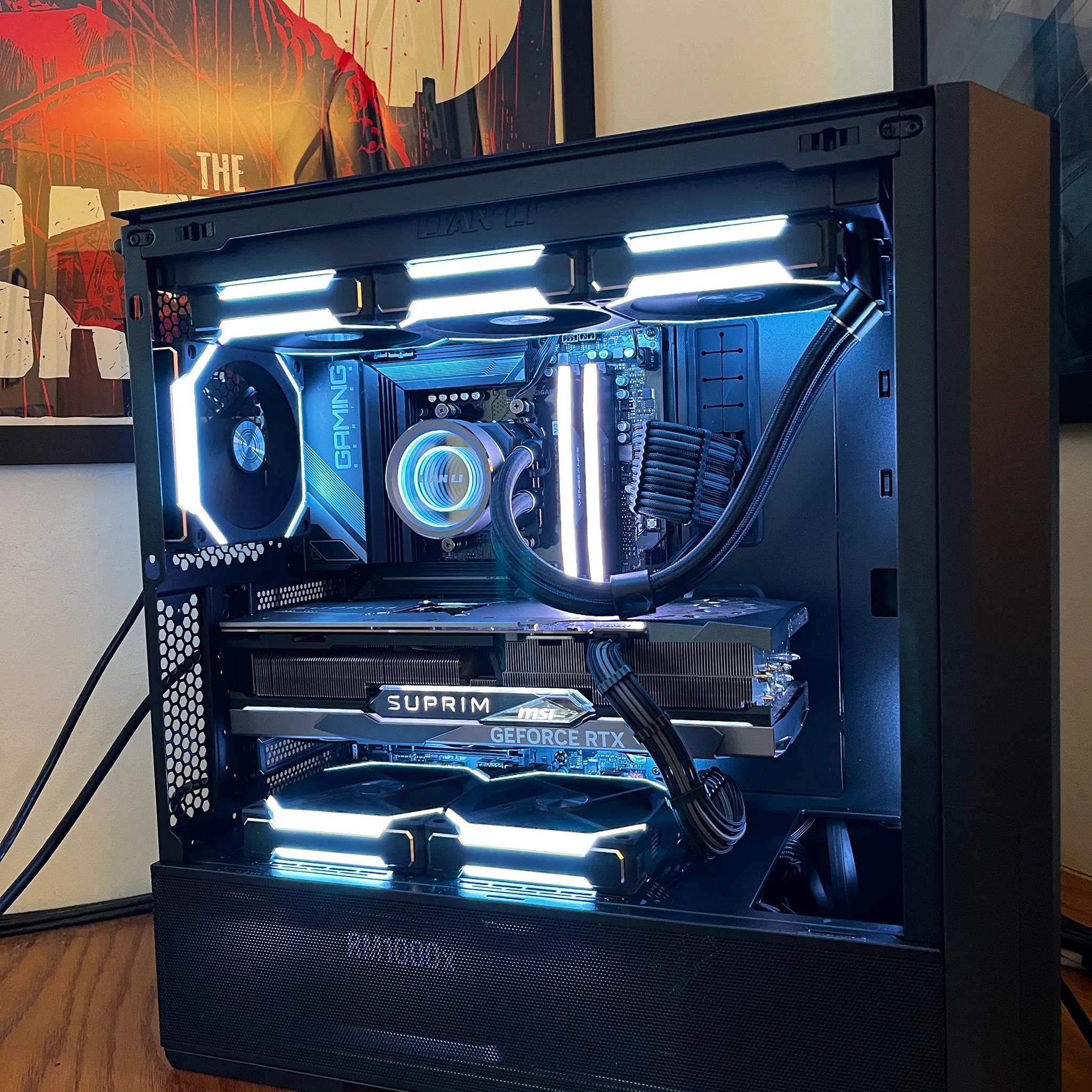 Gray Wolf - RTX 4080 | Ryzen 7 7700X | 32GB @ 6000 MT/sec | 4TB storage | 1000W PSU