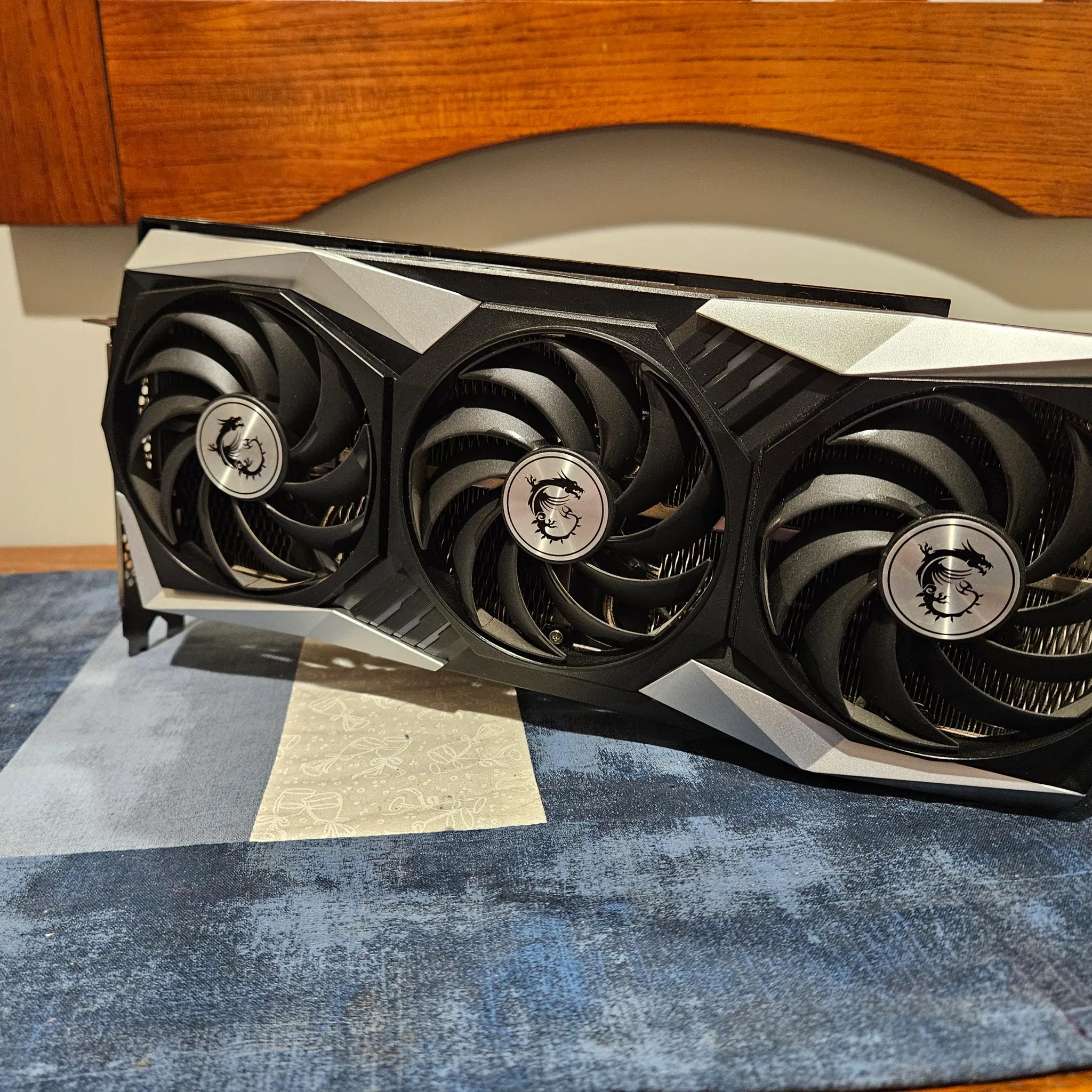 MSI GAMING TRIO RX 6800xt