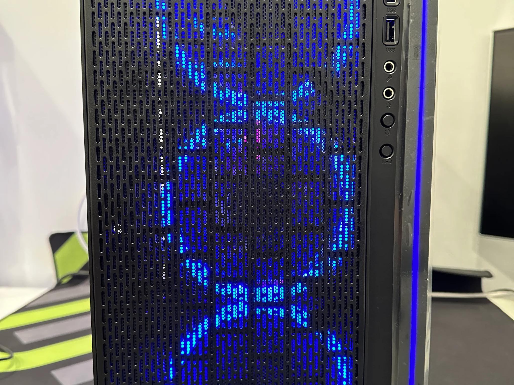 🔫💣For the 💵 💰-Intel Core i7 8 cores Xeon E5 2640 V3 -Nvidia GTX 970 4GB-16GB DDR4 RAM-512GB NVME