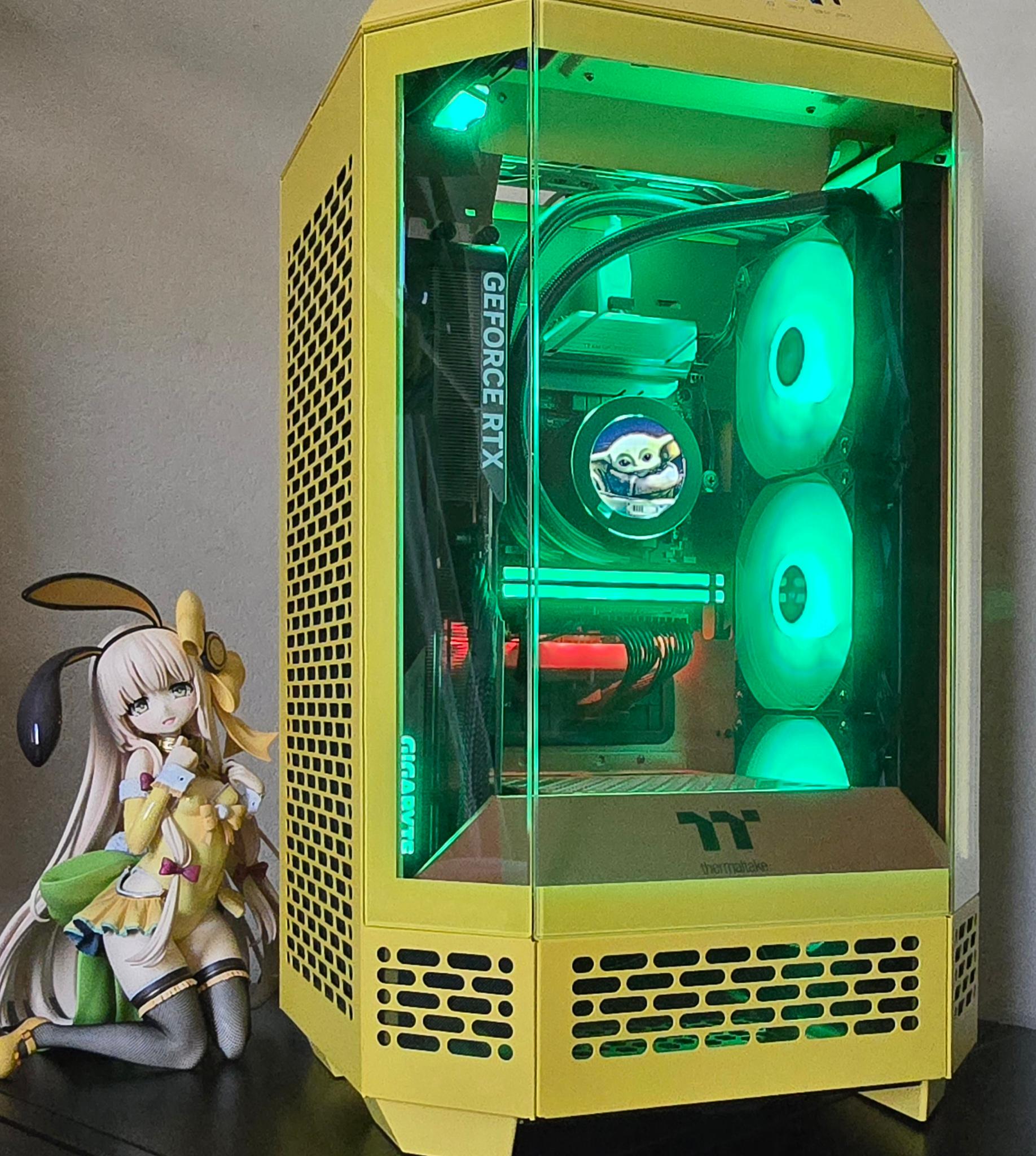 Custom Gaming PC "Helios" - Ryzen 7 5800X | 32GB CORSAIR RAM | RTX 4070 Ti 12GB
