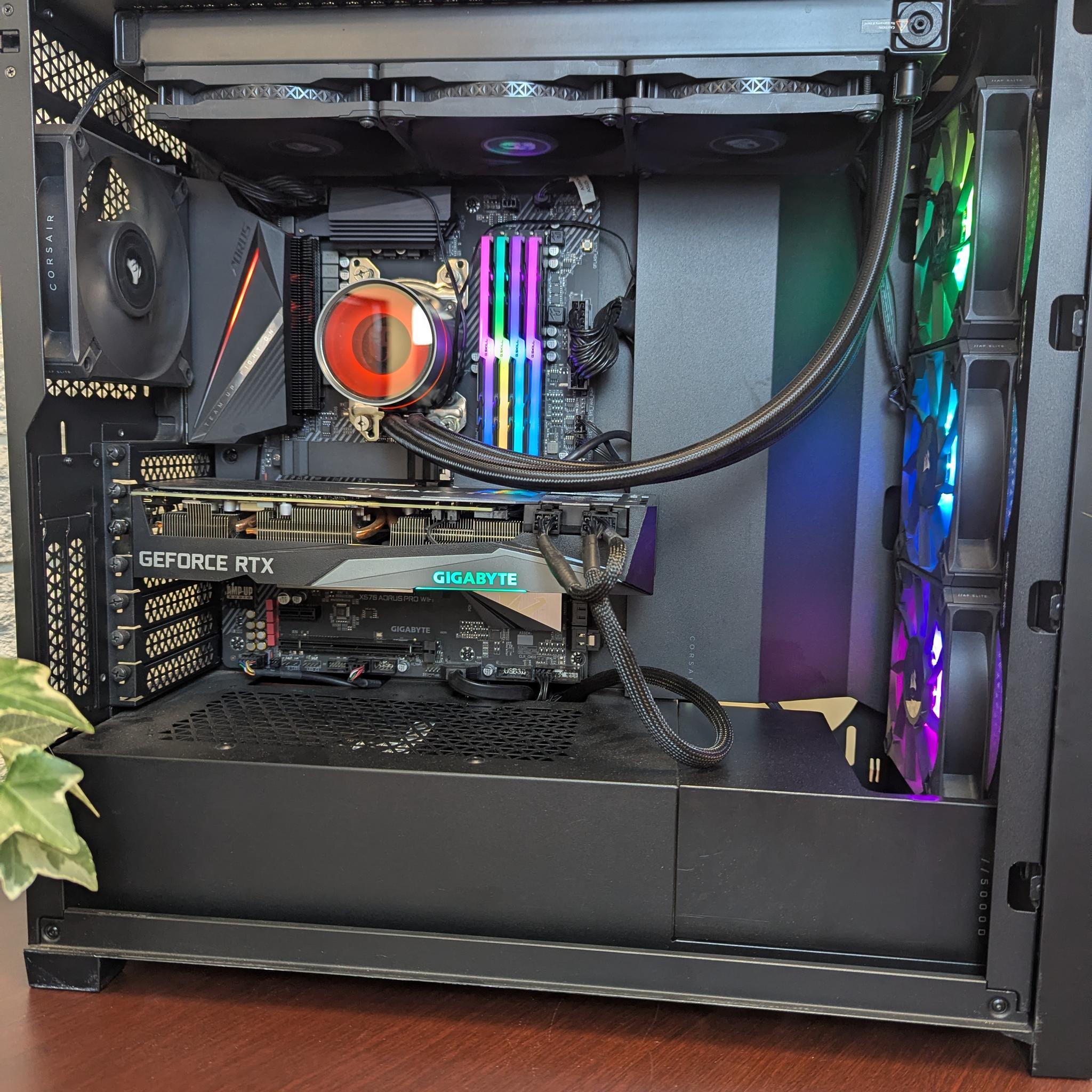 Ryzen 7 3700X | RTX 3070 | 32GB DDR4 3200 | 1.25TB Storage |