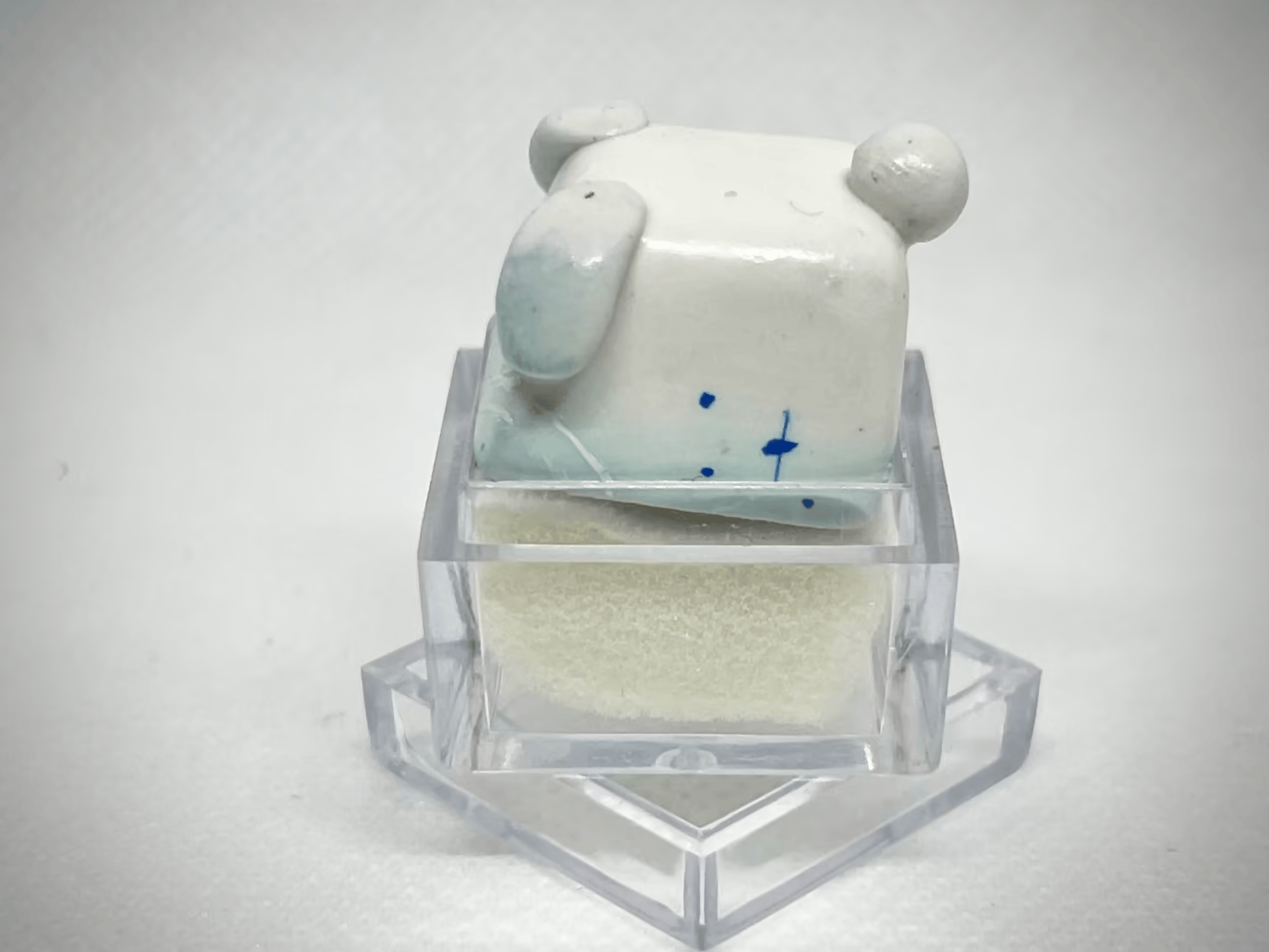 DOLLAR KEYCAPS!! *Snow Poof*