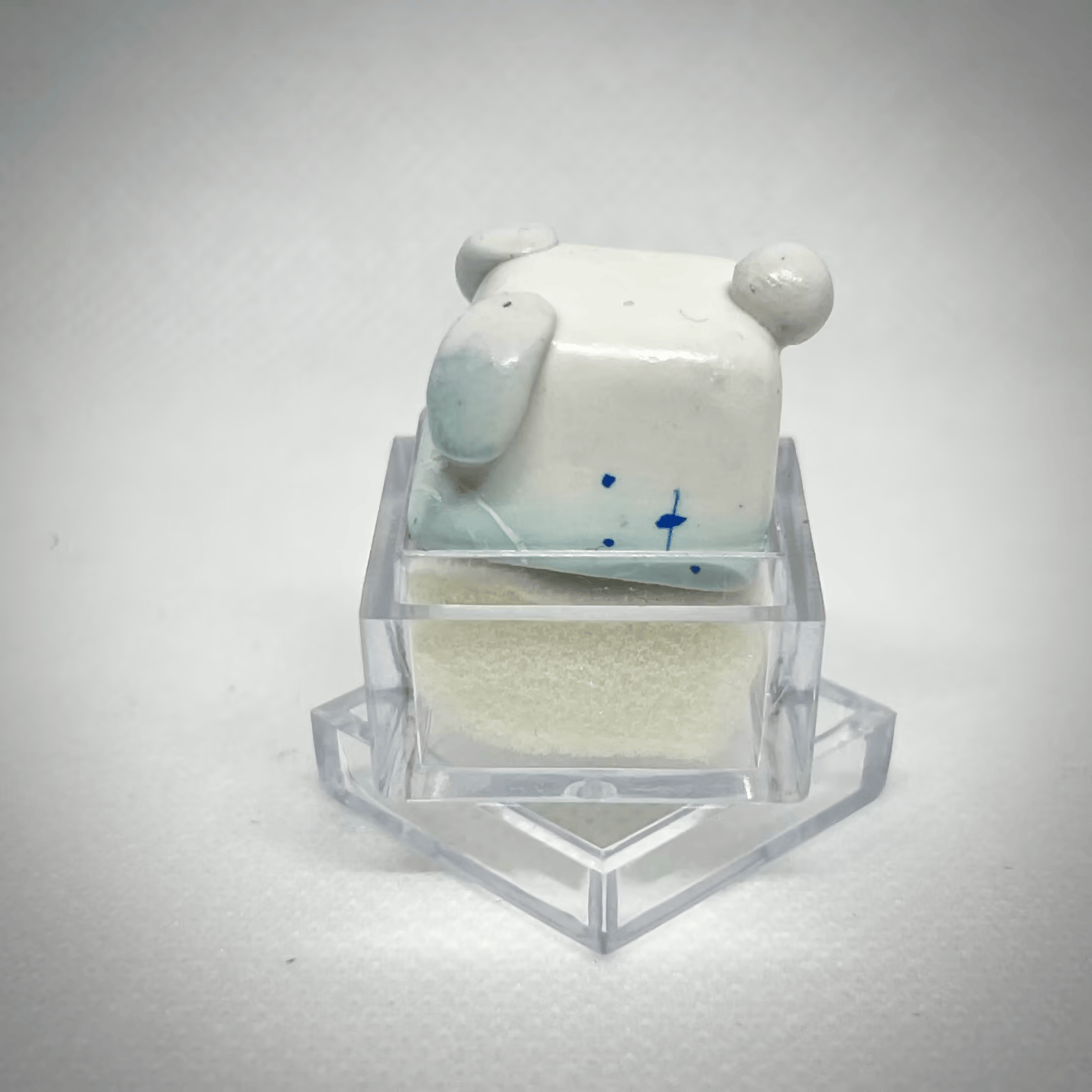 DOLLAR KEYCAPS!! *Snow Poof*