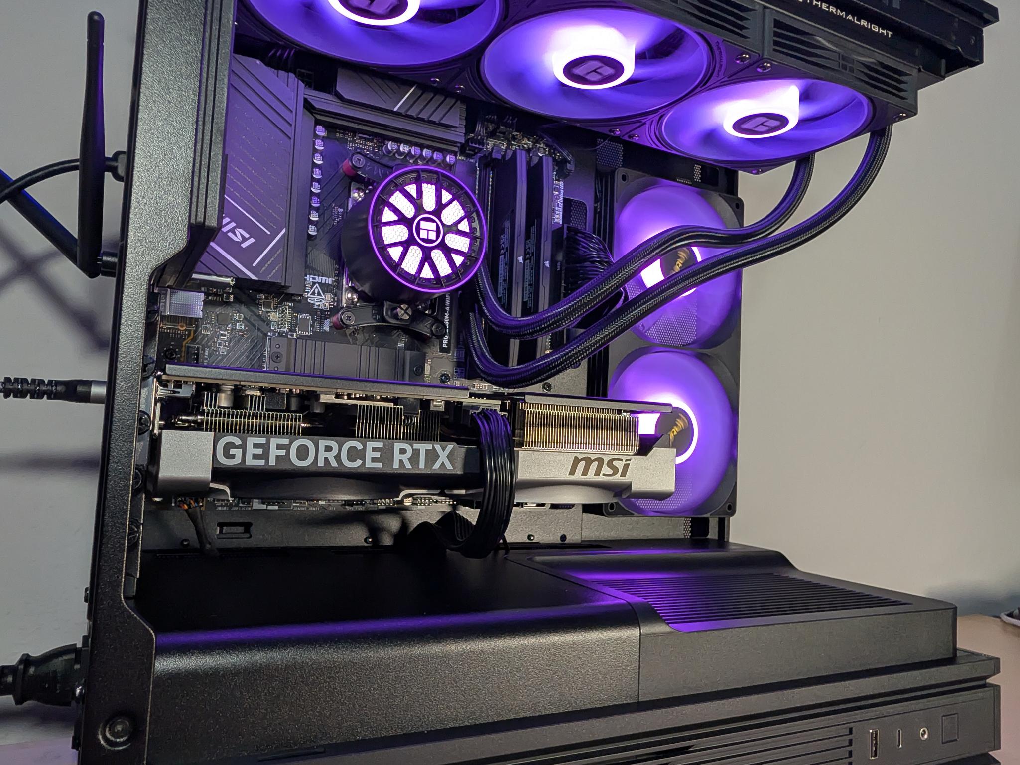 RTX 5070 // Ryzen 7 9700x // 32GB DDR5 // 1TB Gen4 NVMe // WiFi
