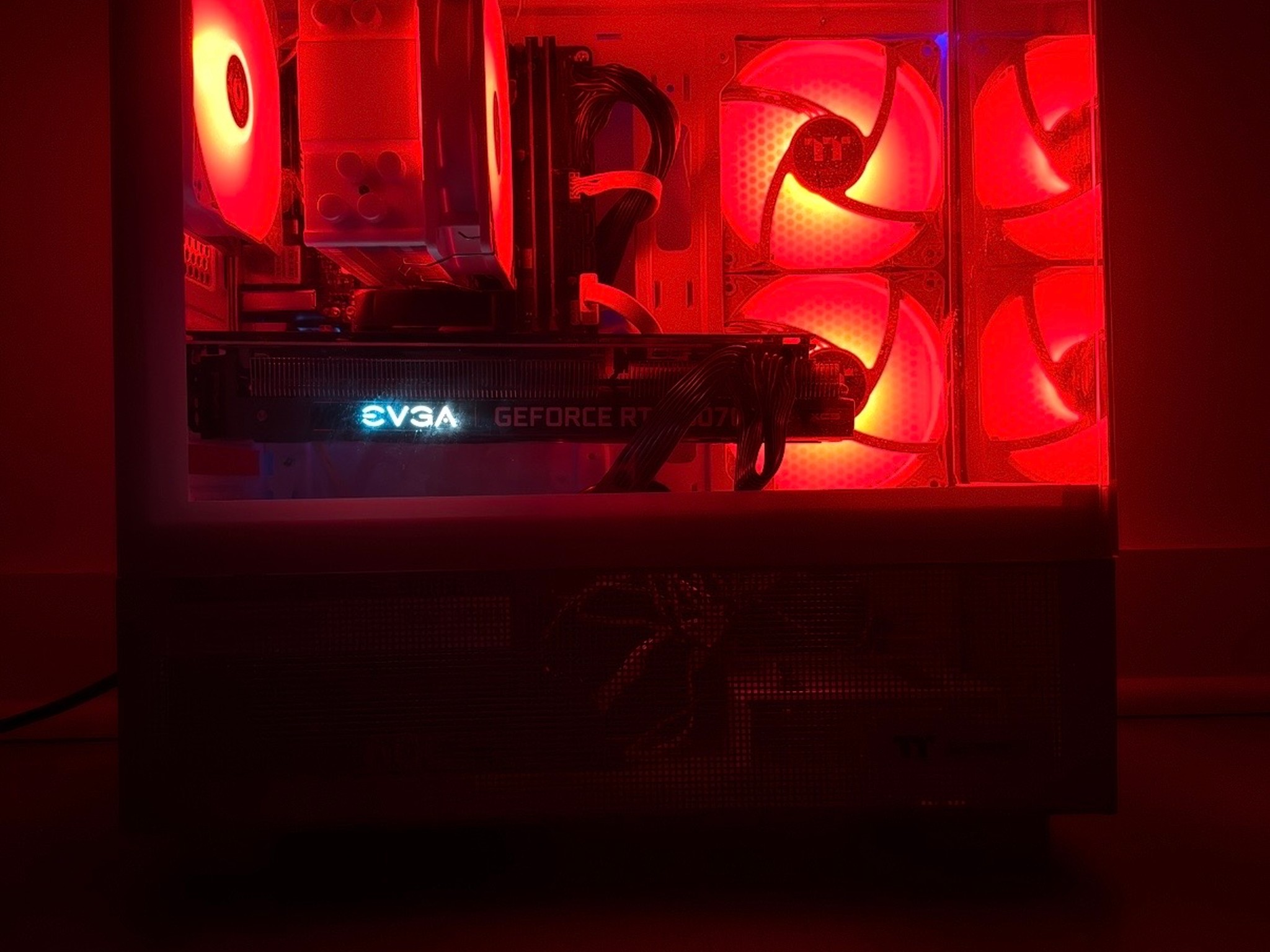 Custom Gaming PC | RTX 3070 ti , i7-9700, 16 GB DDR4 RAM