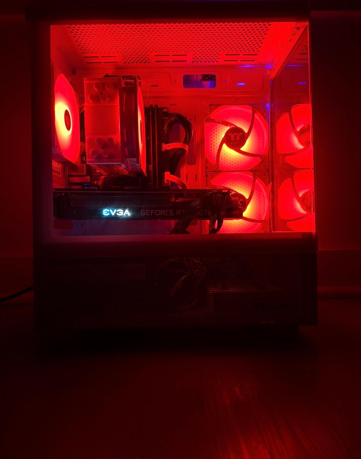 Custom Gaming PC | RTX 3070 ti , i7-9700, 16 GB DDR4 RAM