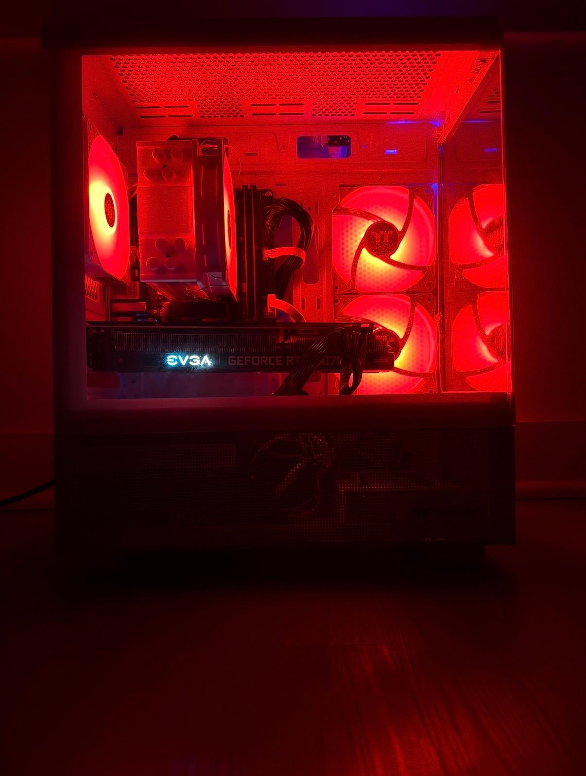 Custom Gaming PC | RTX 3070 ti , i7-9700, 16 GB DDR4 RAM