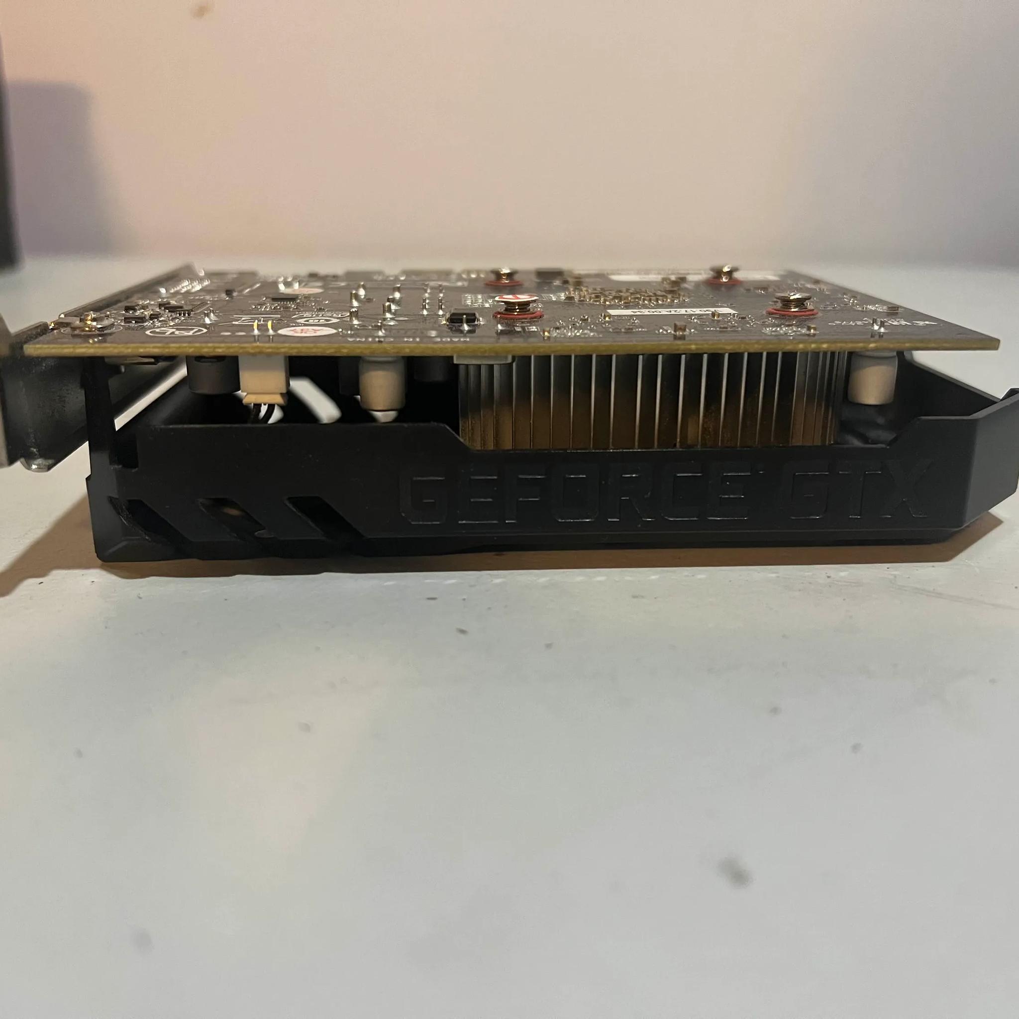 PNY GeForce GTX 1650 4GB Single Fan DDR5